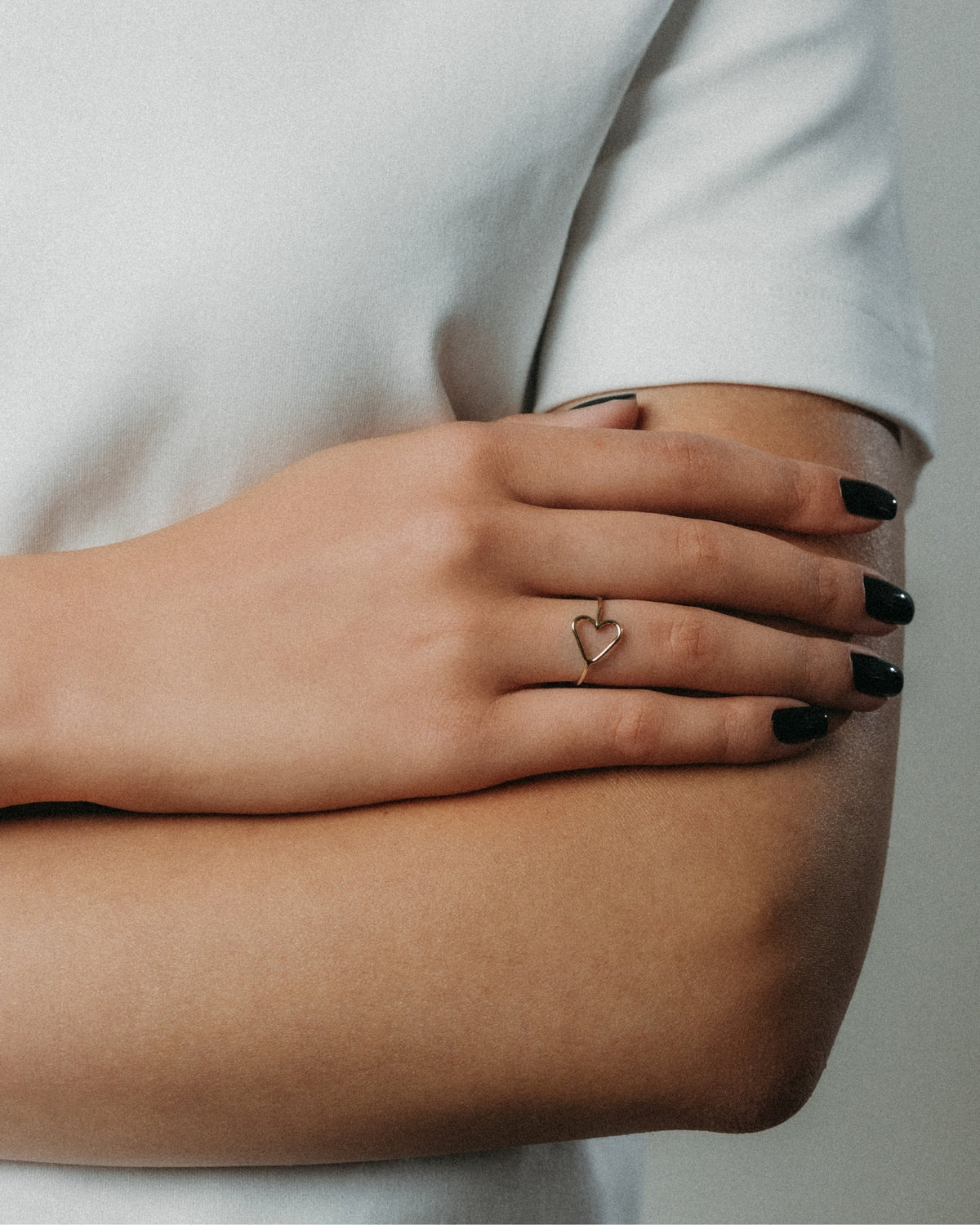 Yellow gold heart ring