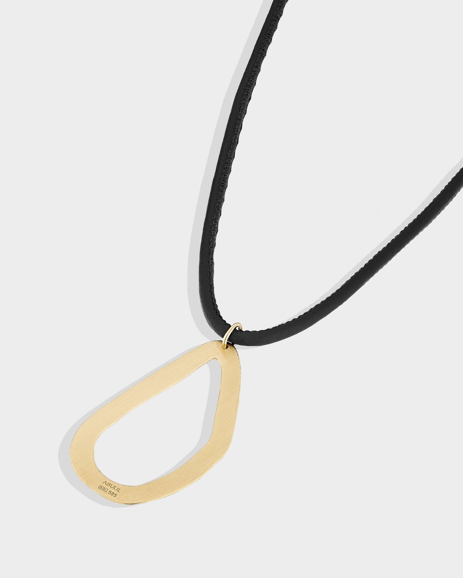 14k gold seashell cord necklace