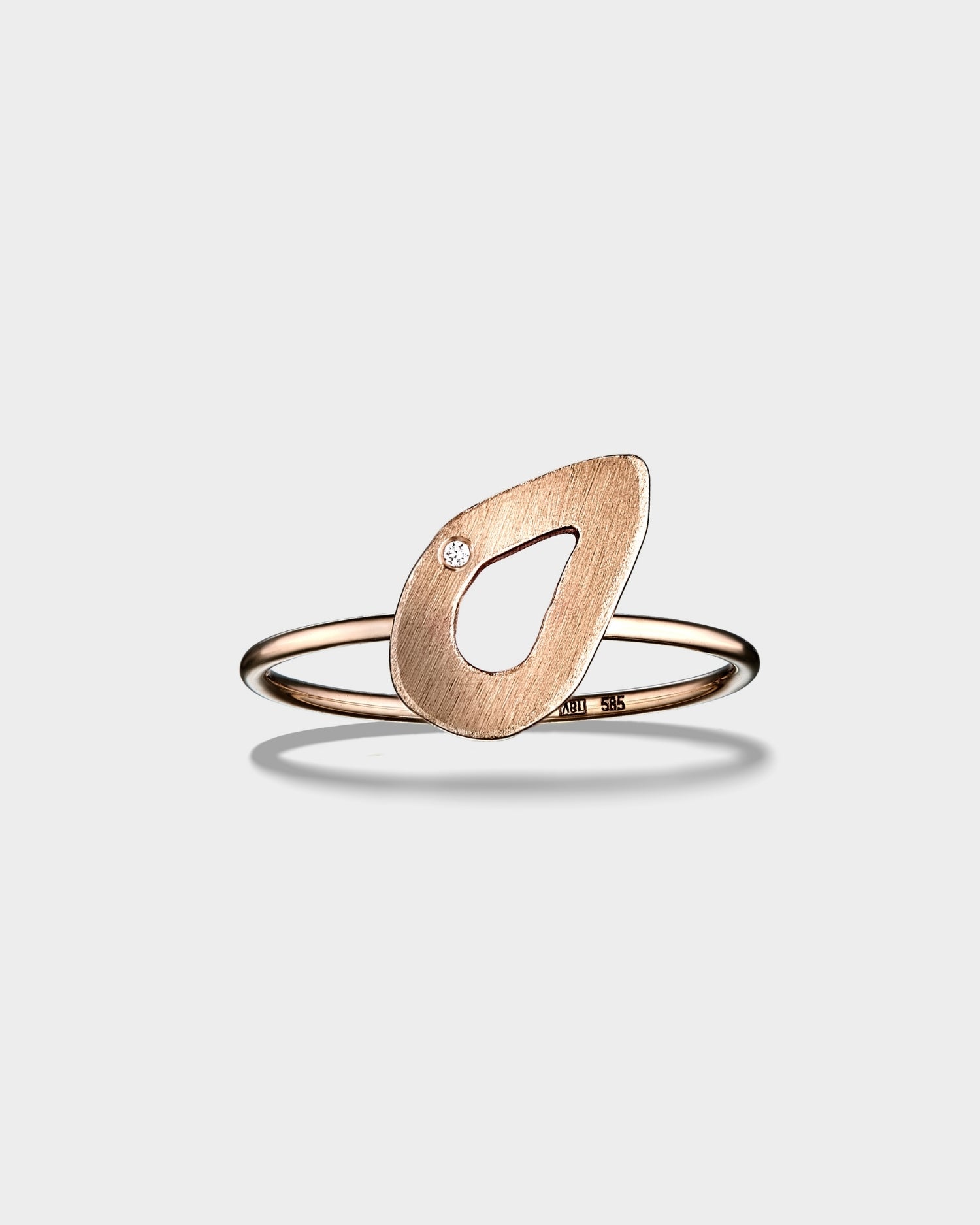 14k rose gold mini seashell ring with natural diamond