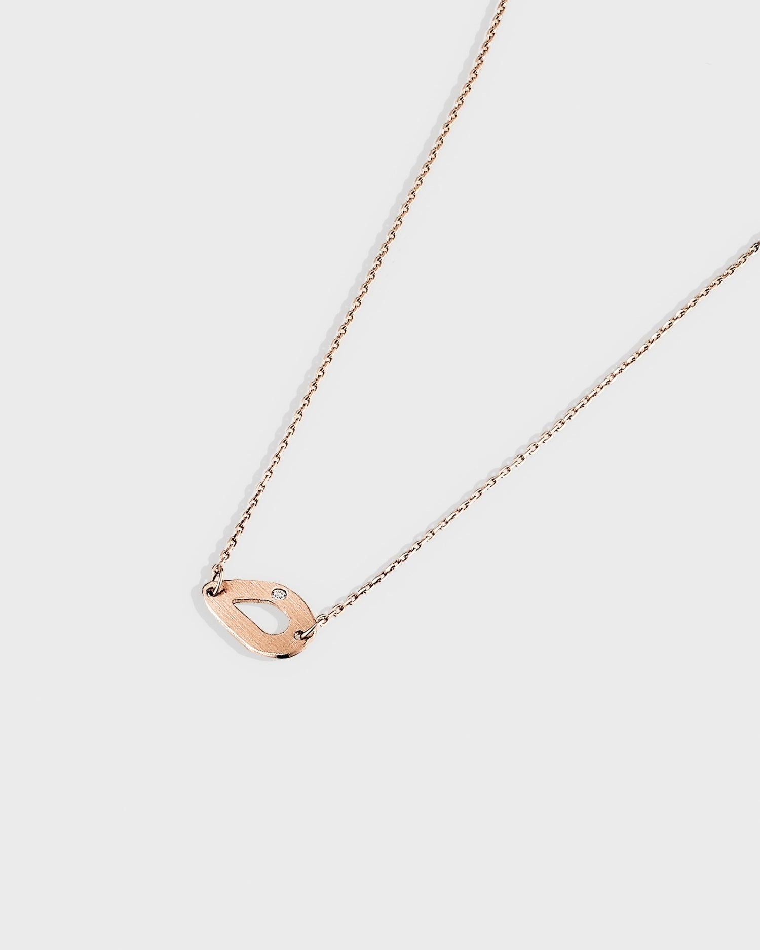 14k rose gold mini seashell bracelet with natural diamond