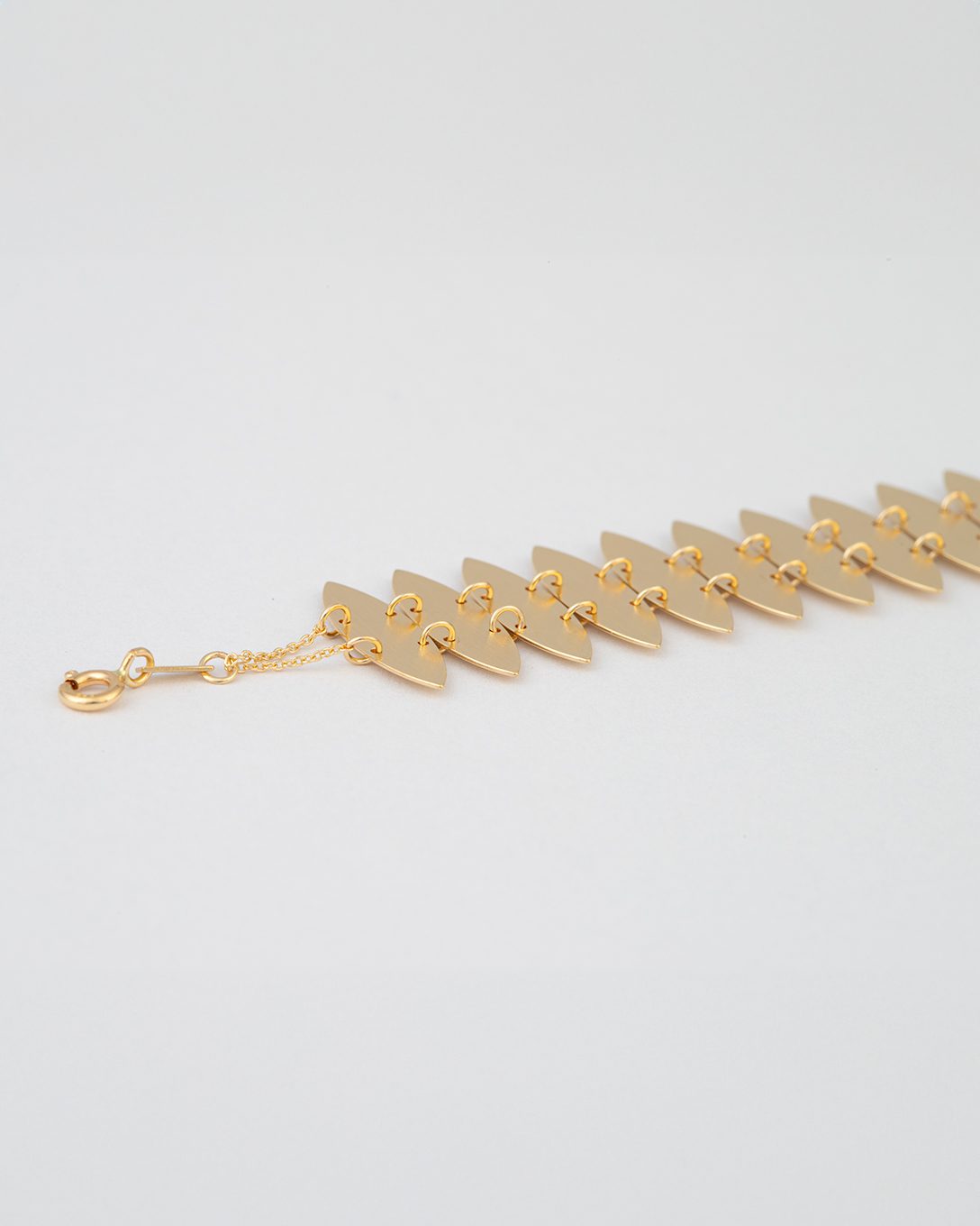 Yellow gold Oleander bracelet