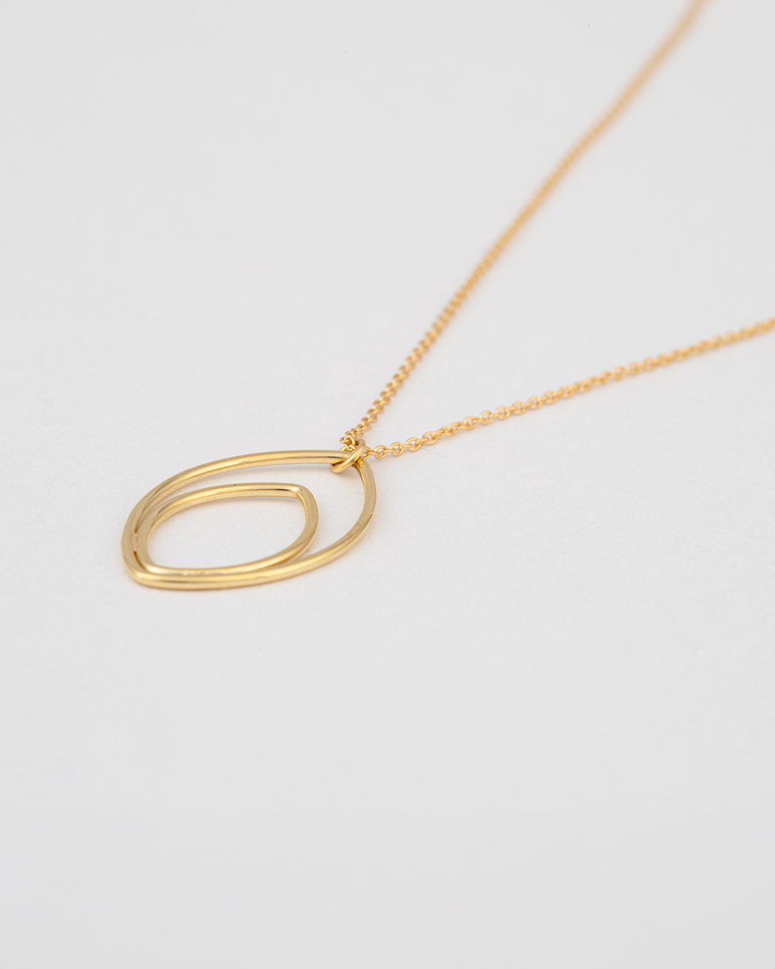 Yellow gold leaf necklace