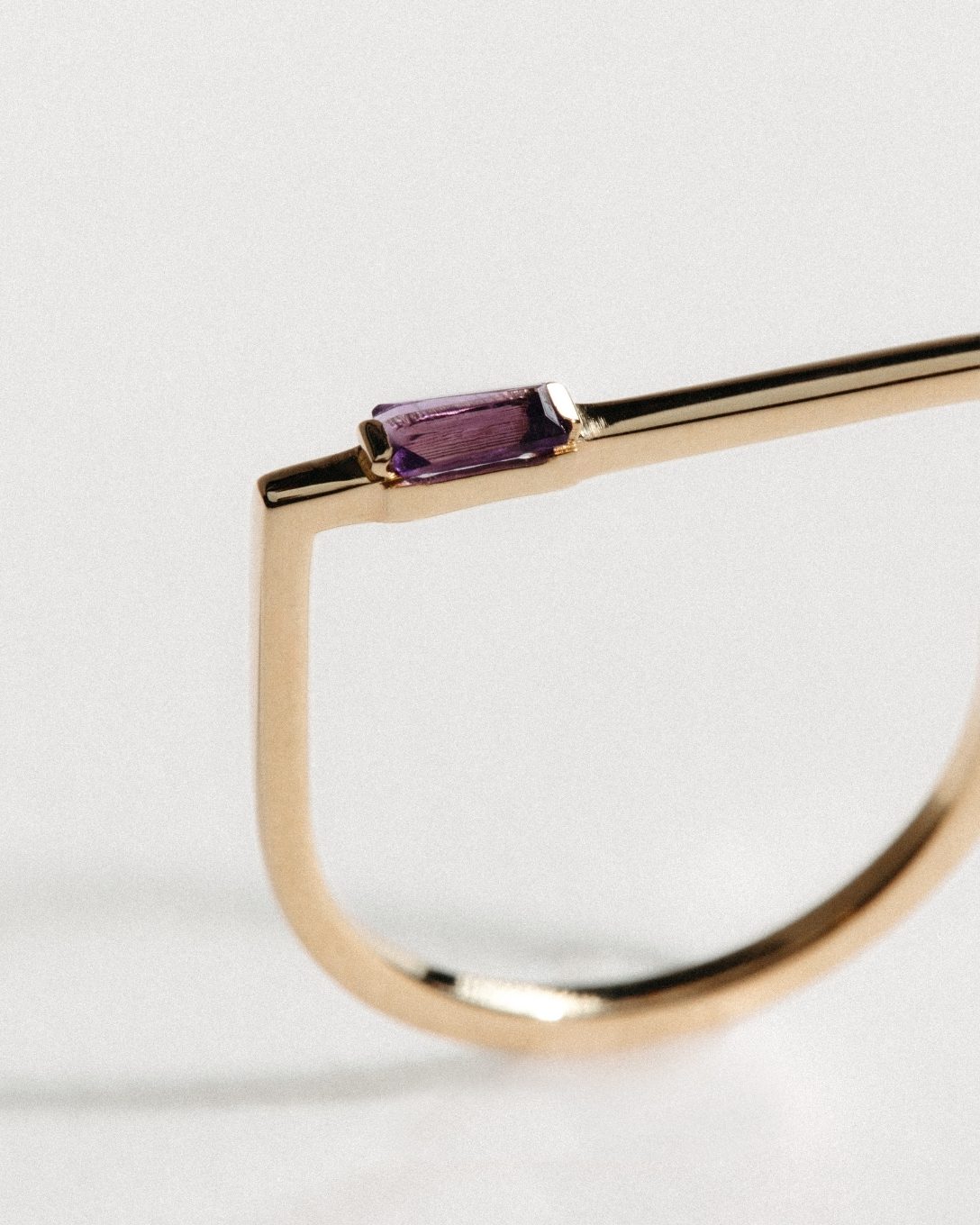 Amethyst yellow gold Baguette ring
