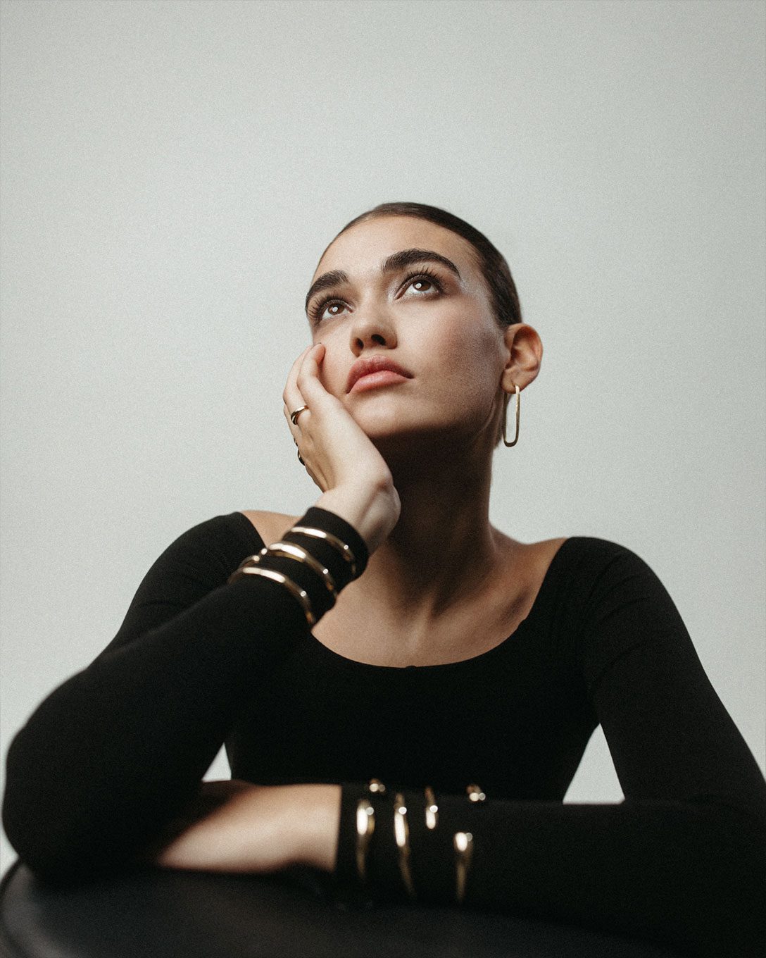 Yellow gold Melted hug bracelet