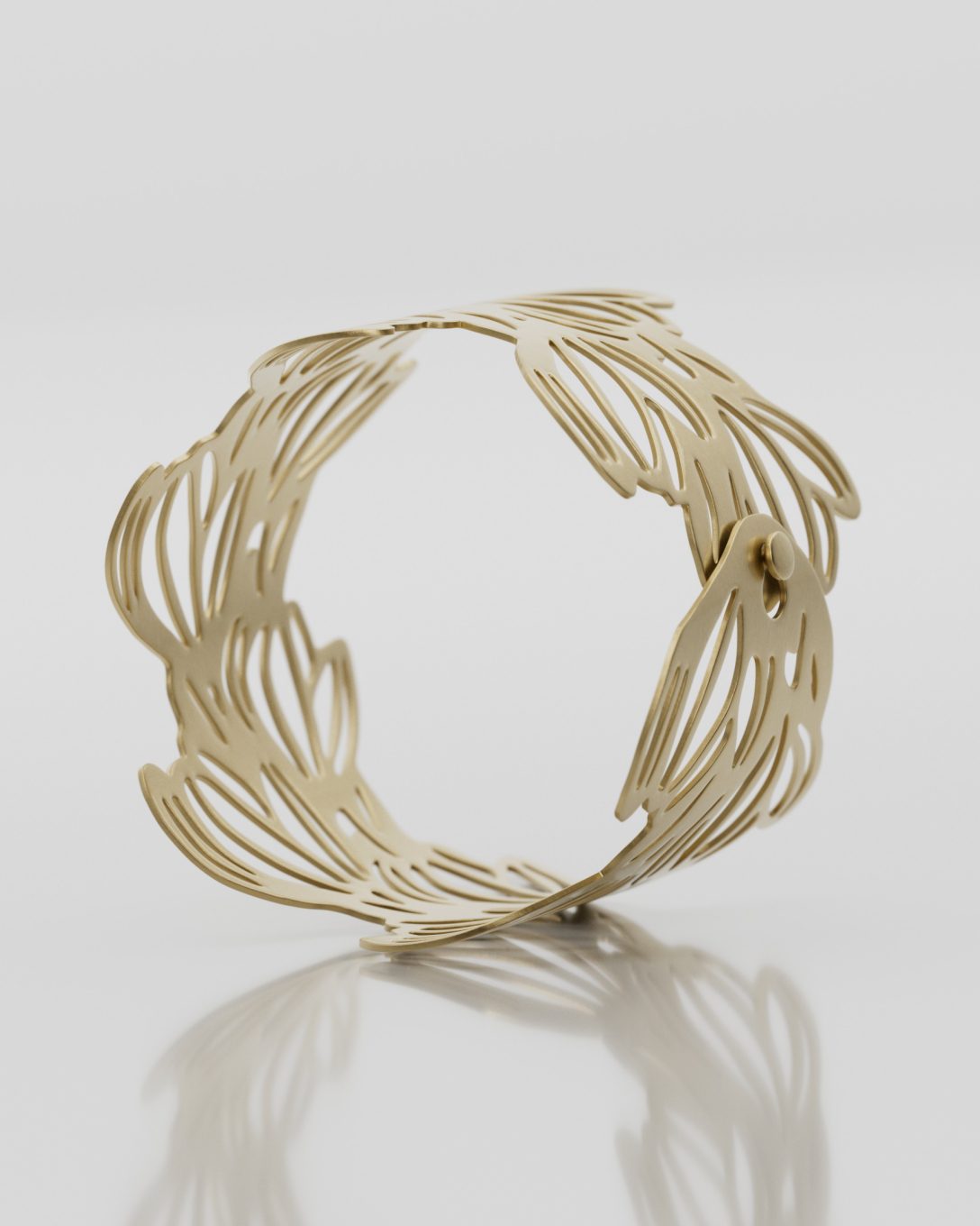 Yellow gold magnolia fixed bracelet