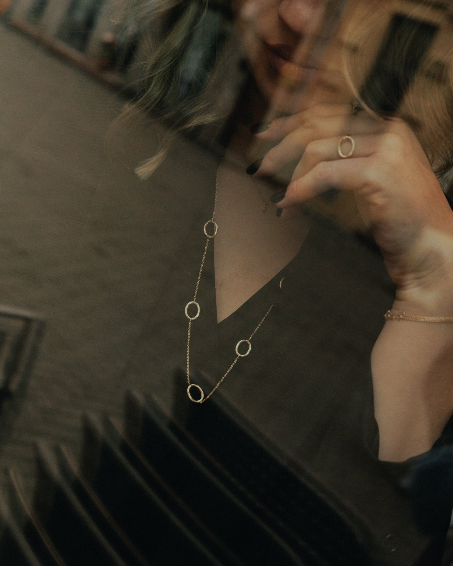 Brushed yellow gold long necklace