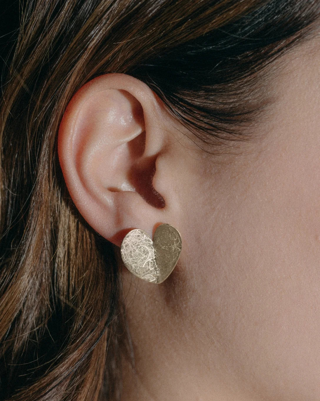 Cercei inimă plină din aur galben