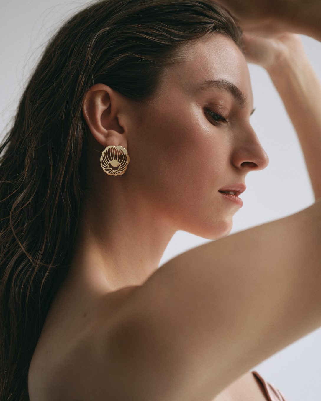 Cercei cu bujori din aur galben