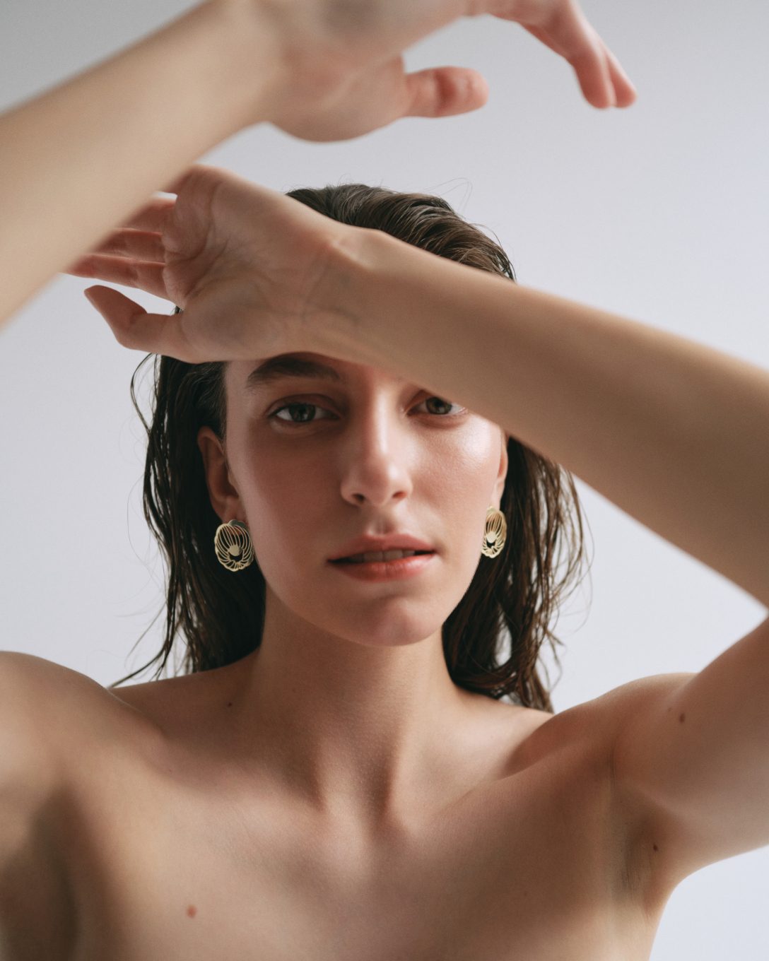 Cercei cu bujori din aur galben