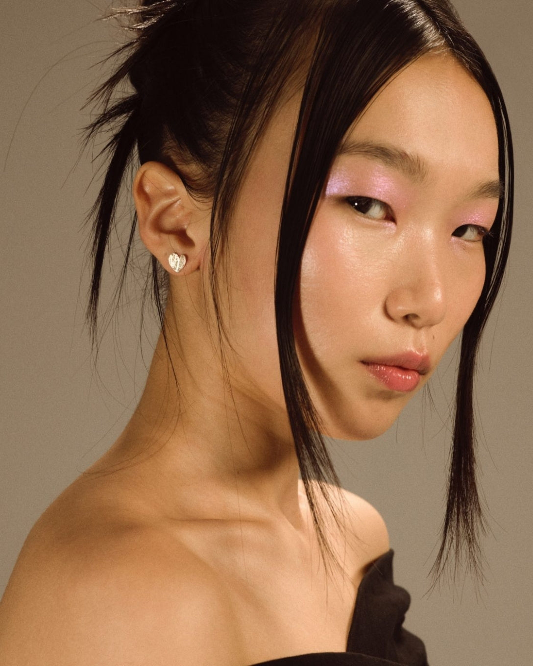 Cercei inimă plină mini din aur galben