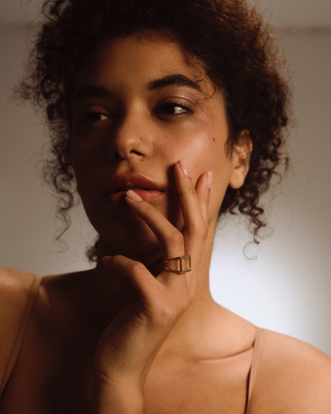 Yellow gold Manifest ring