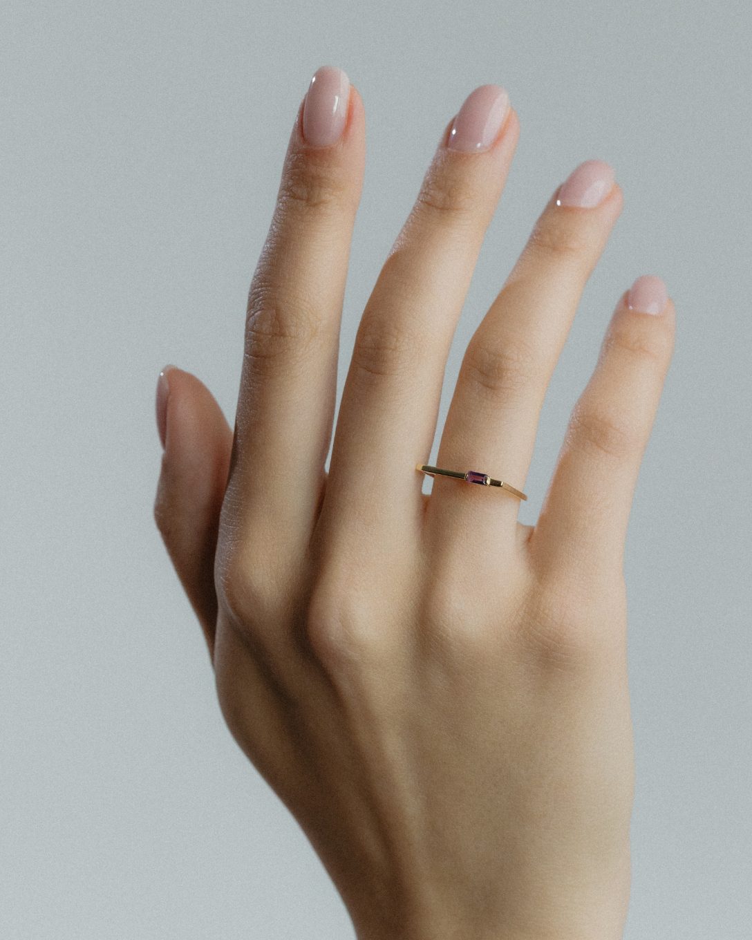 Inel Baguette din aur galben cu ametist