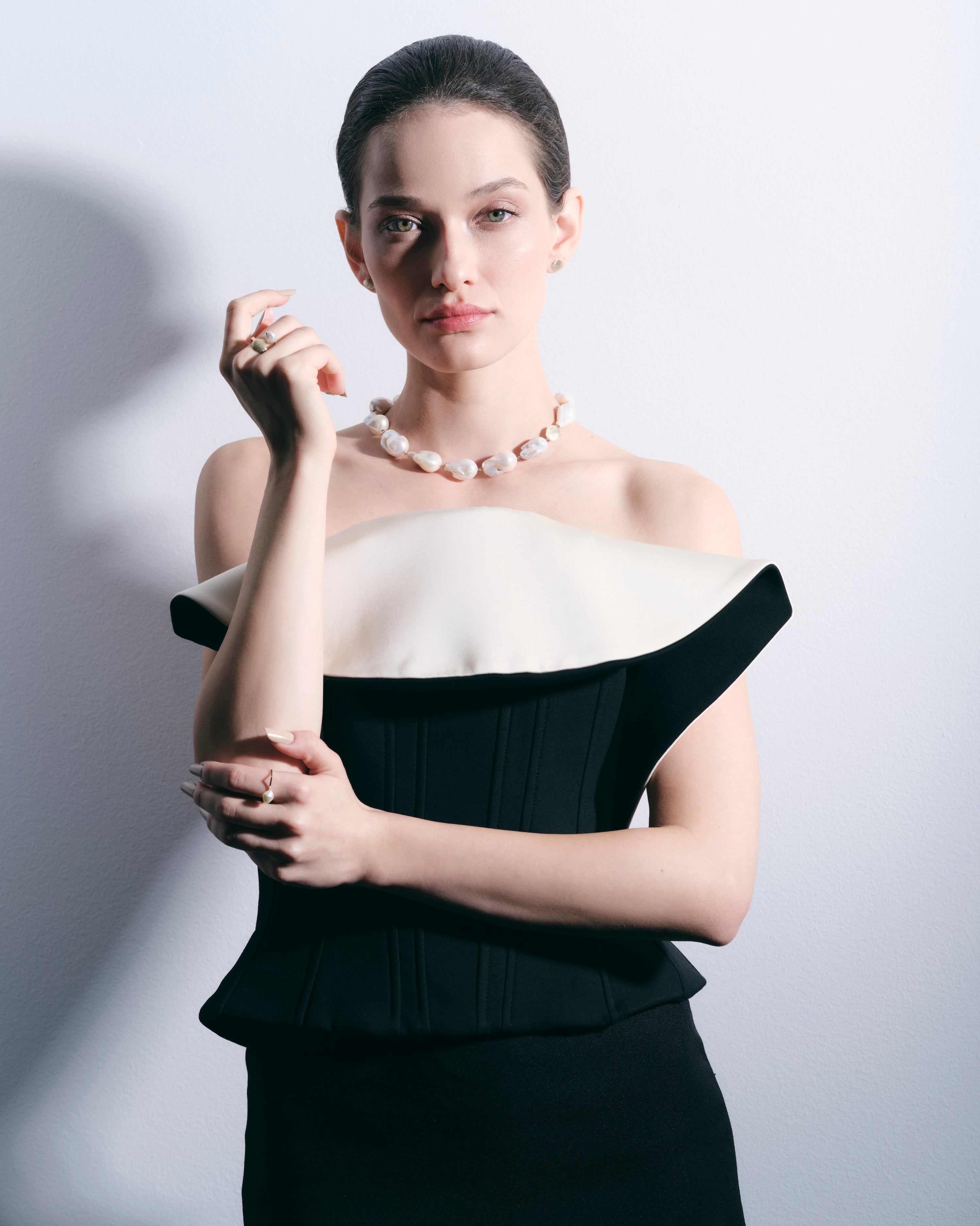 Inel din aur galben Timpul cu perlă barocă naturală