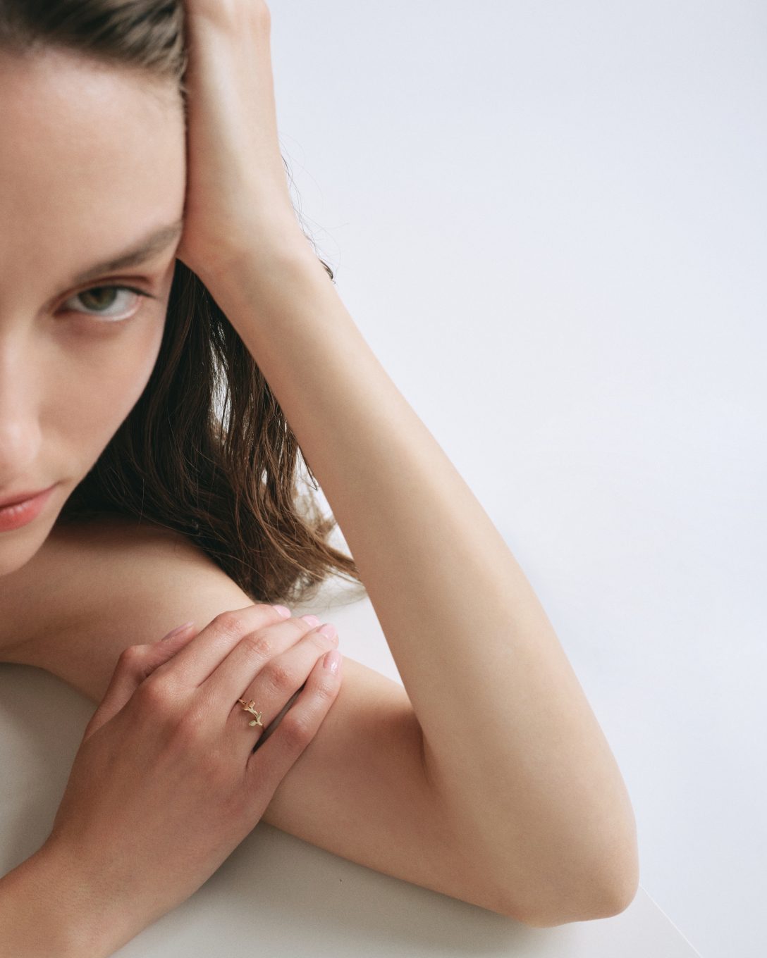 Yellow gold bud ring