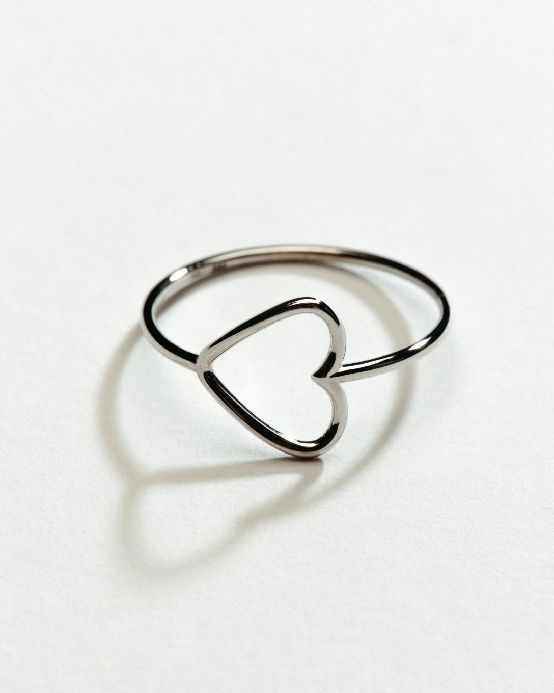 Inel Inimioară din aur alb