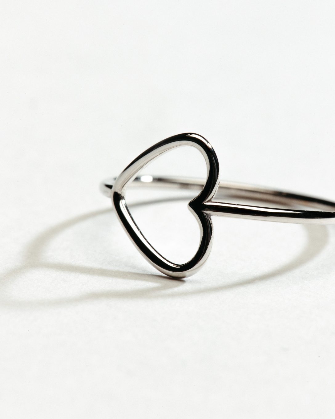 Inel Inimioară din aur alb