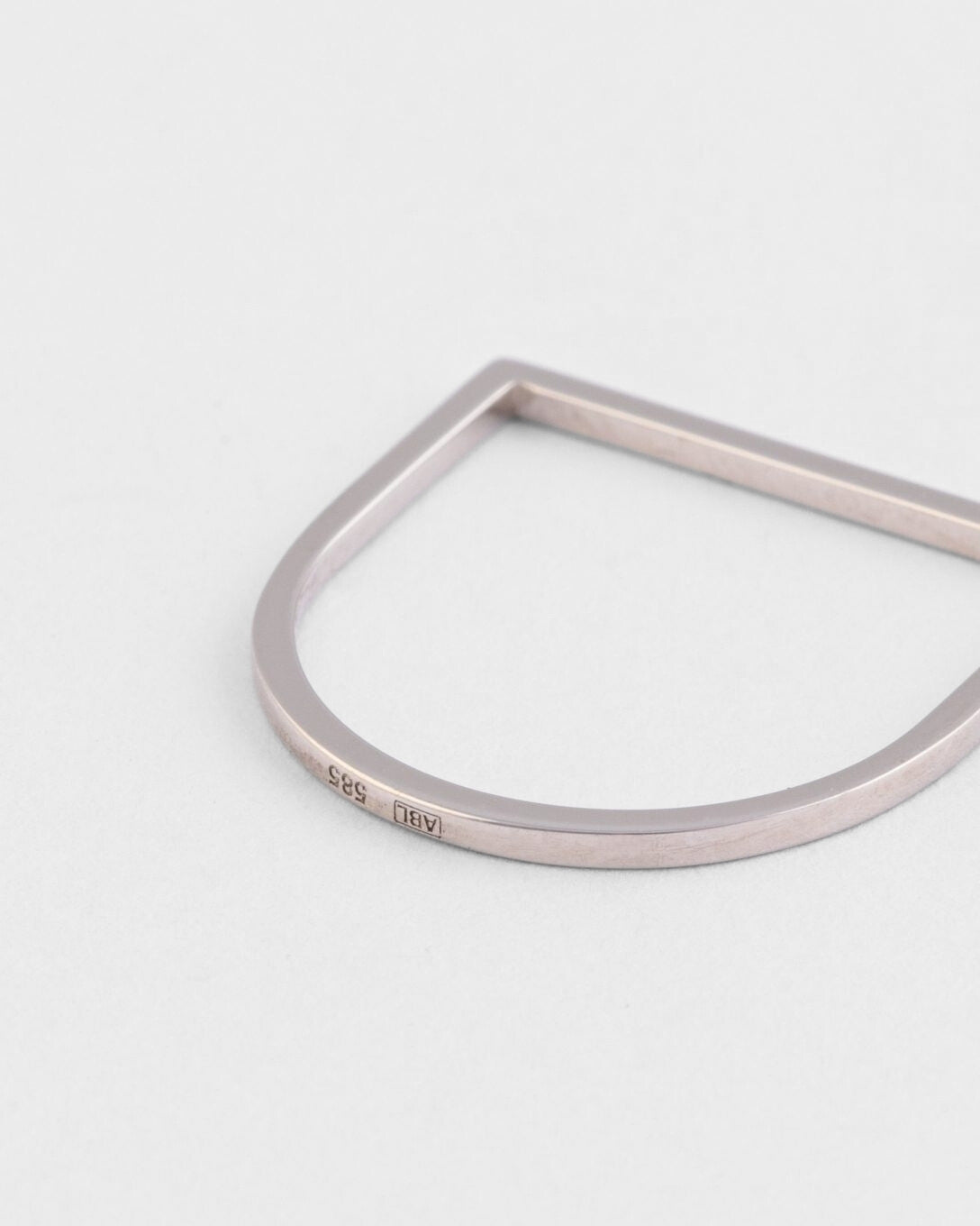 Inel subțire Timpul din aur alb