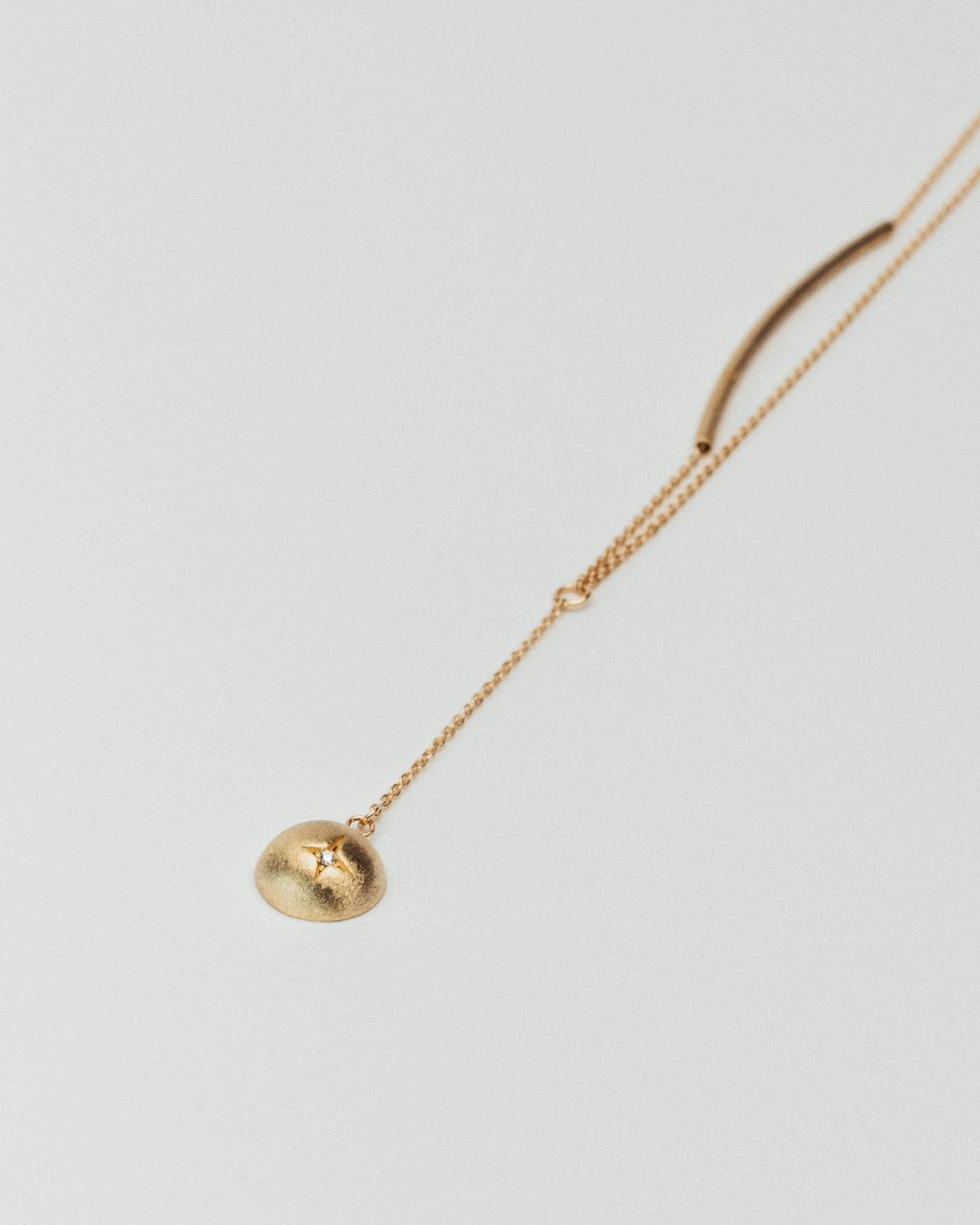 Lanț globe lung din aur galben cu diamant natural