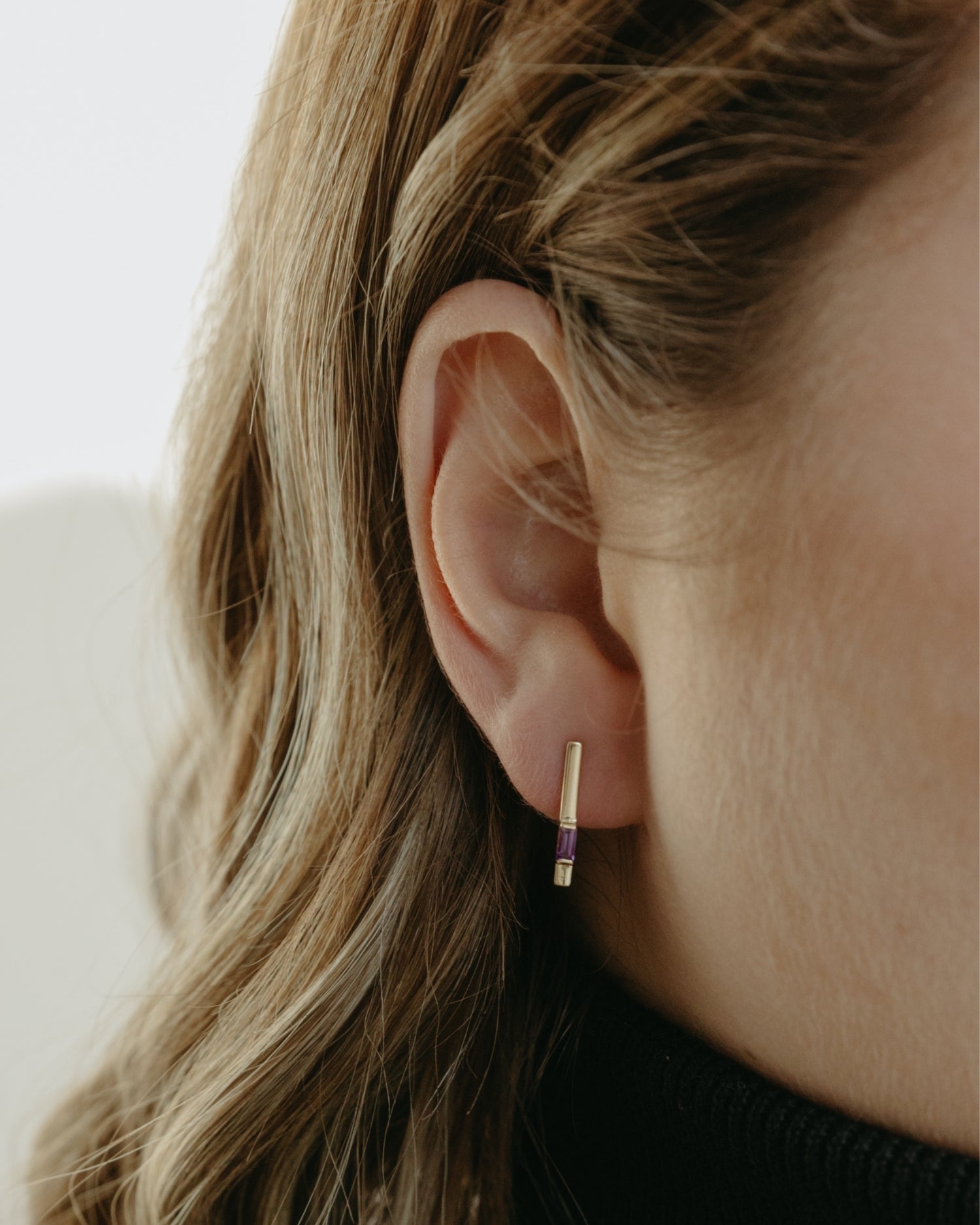 Baguette 14k gold linear earrings with amethyst gemstones