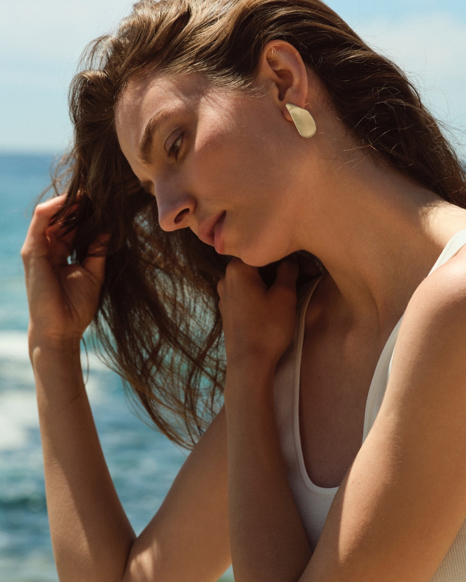 14k gold glossy seashell earrings 