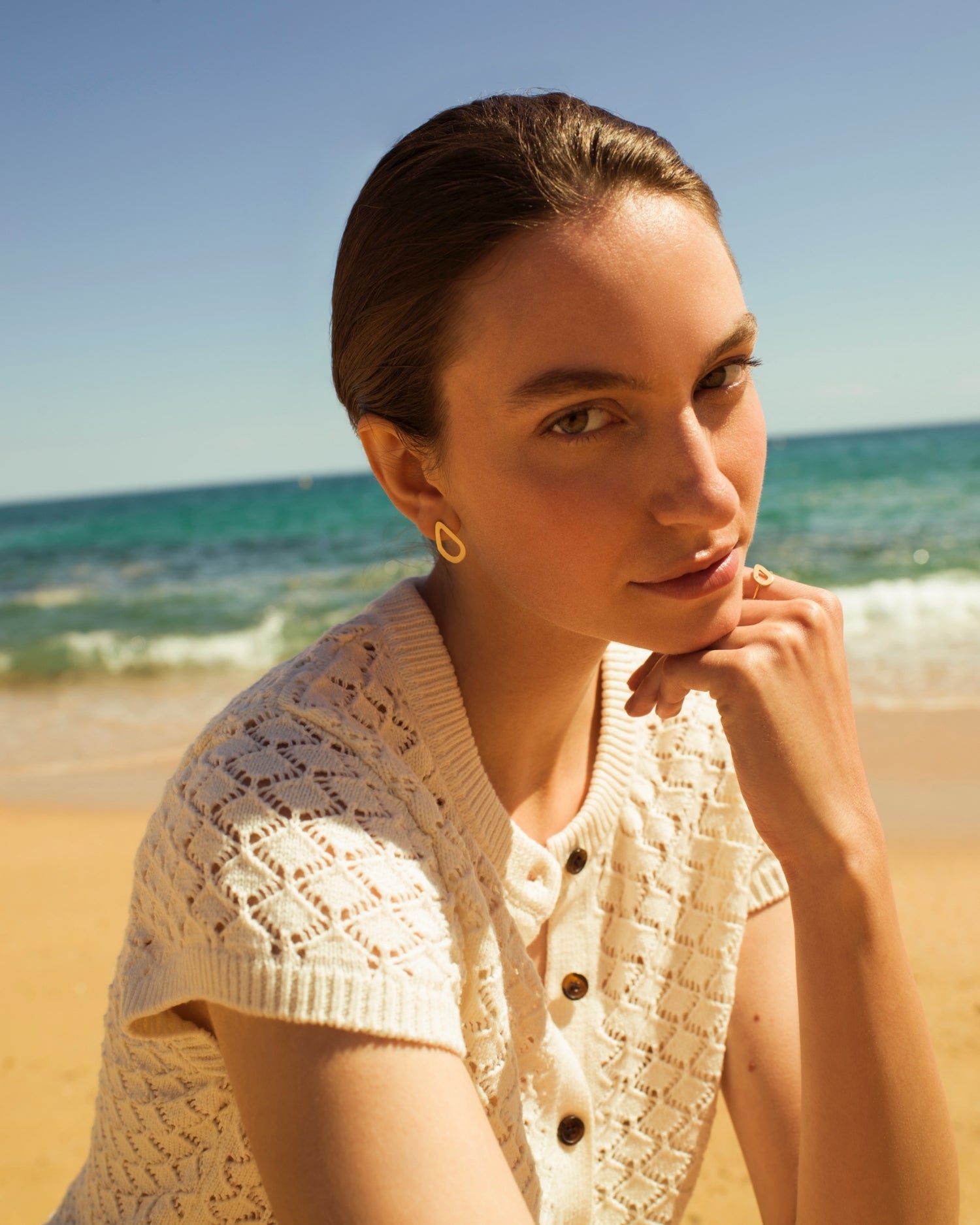 14k gold medium drop seashell earrings