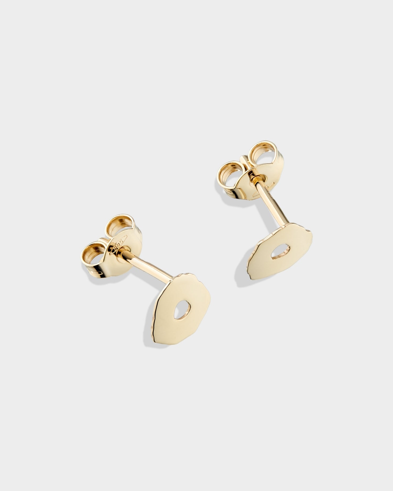 14k gold mini round seashell earrings