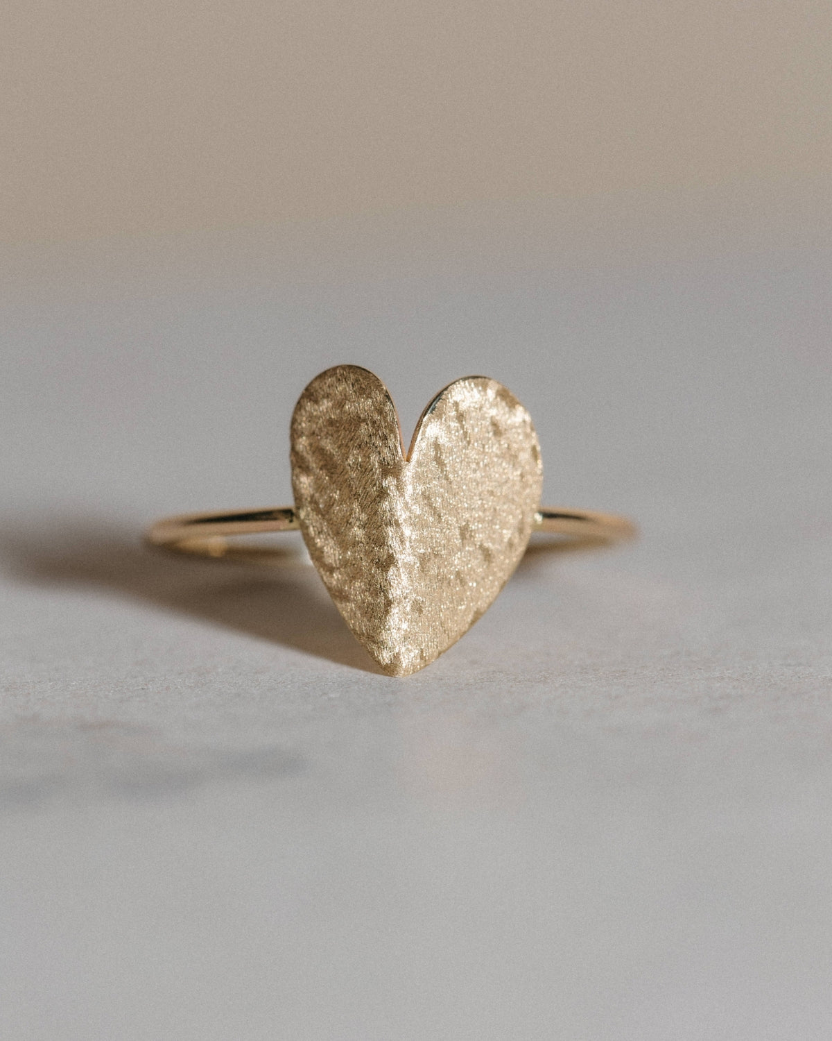 Yellow gold solid heart ring
