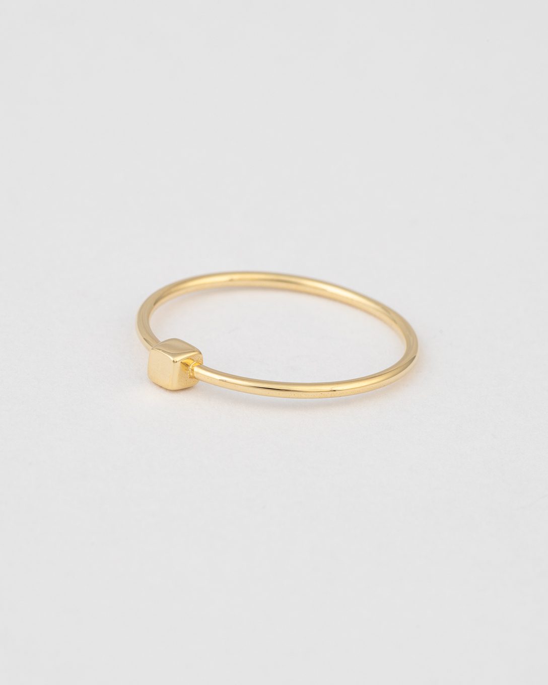 Yellow gold cube ring
