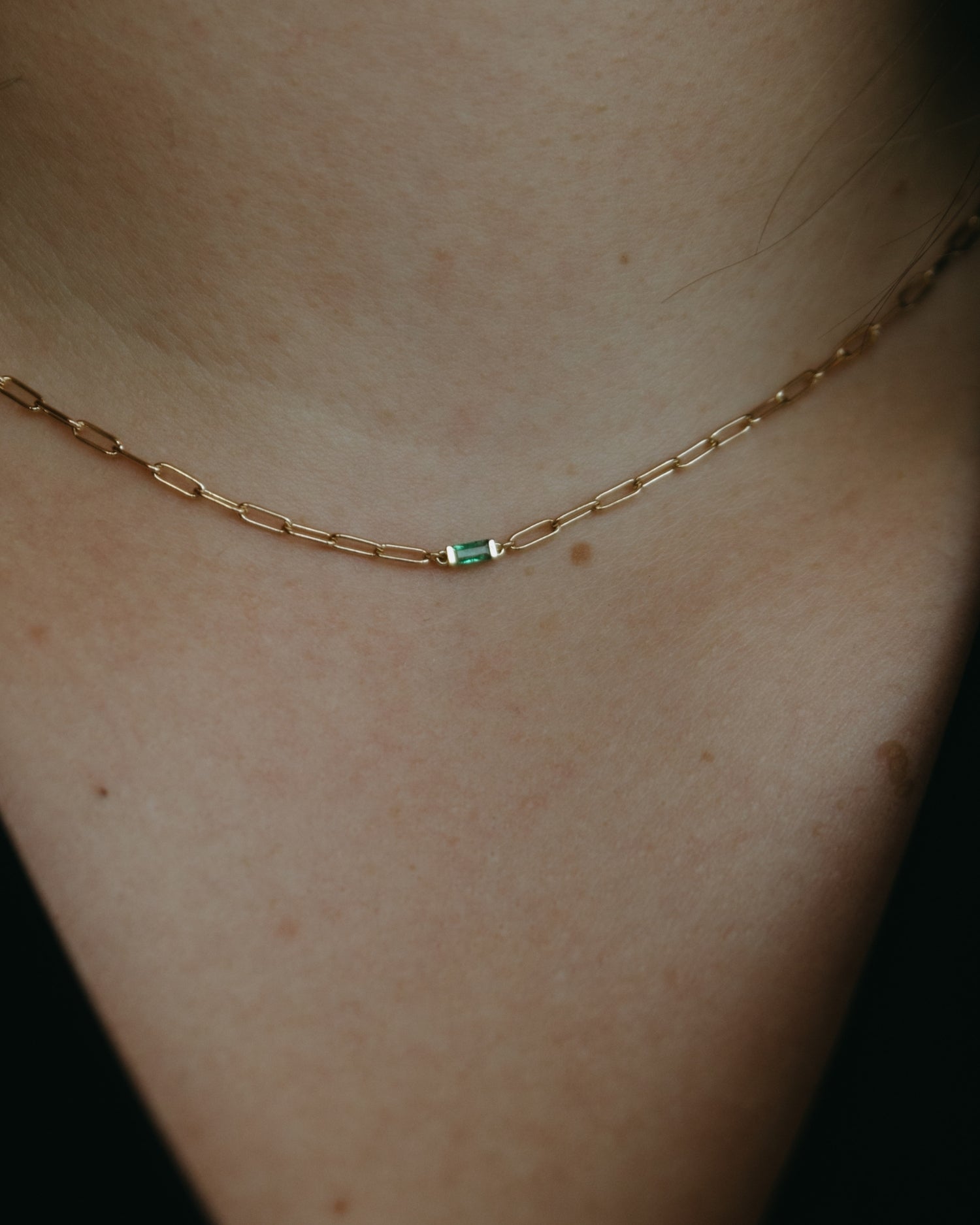 Baguette 14k gold paperclip necklace with emerald gemstone