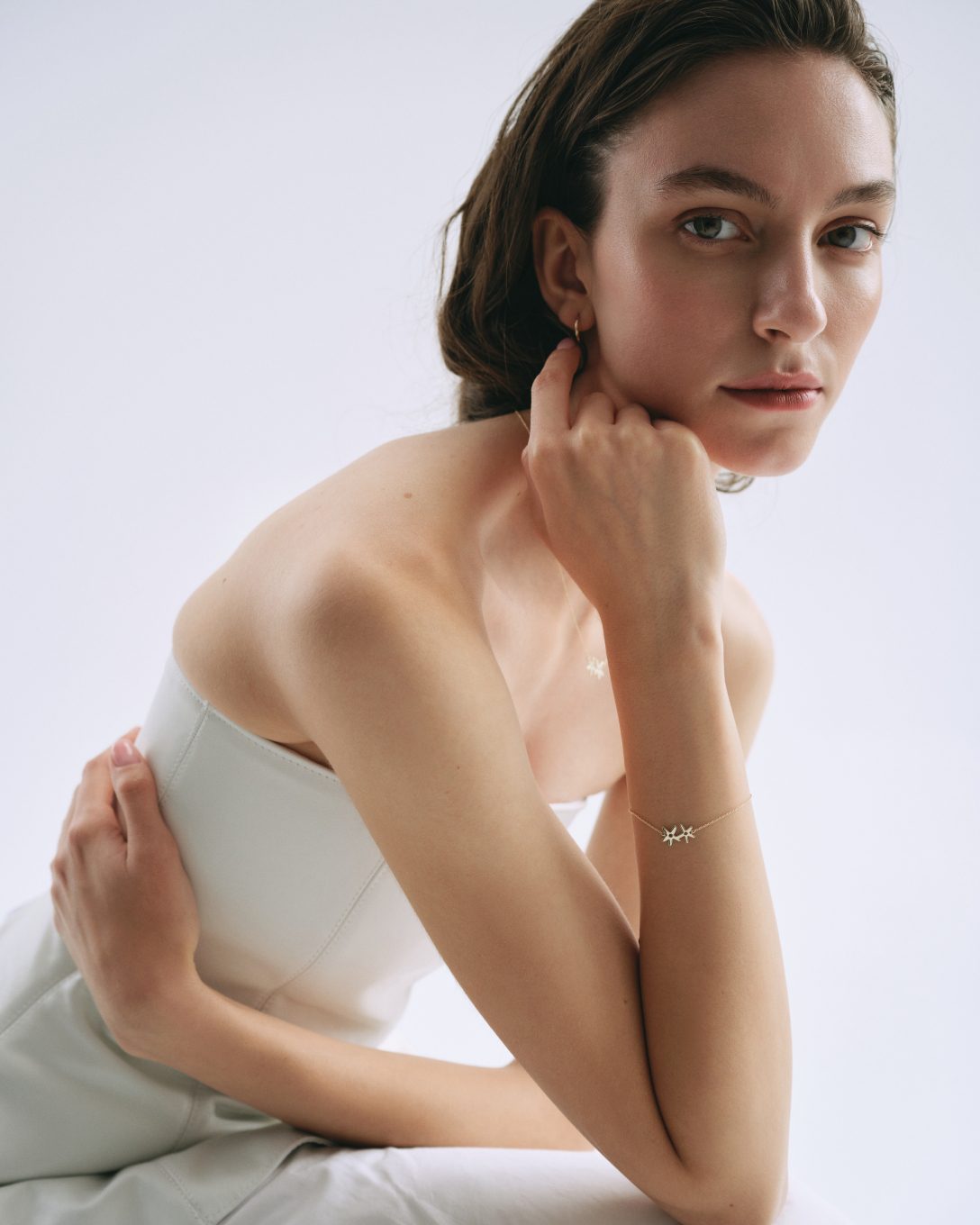 Brățară cu Liliac din aur galben