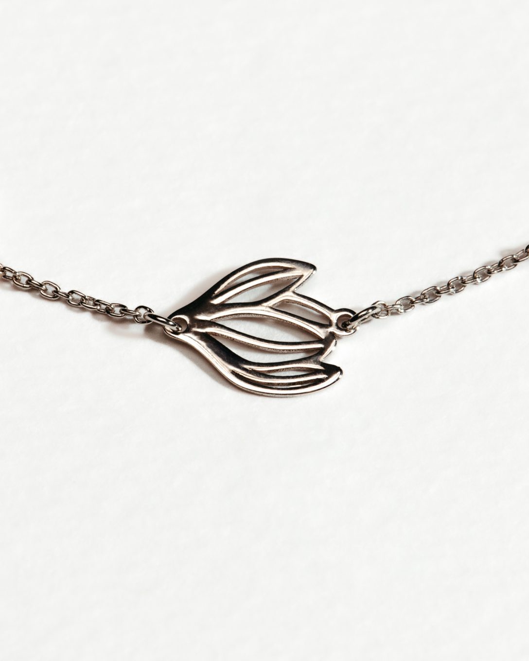 White gold magnolia bracelet