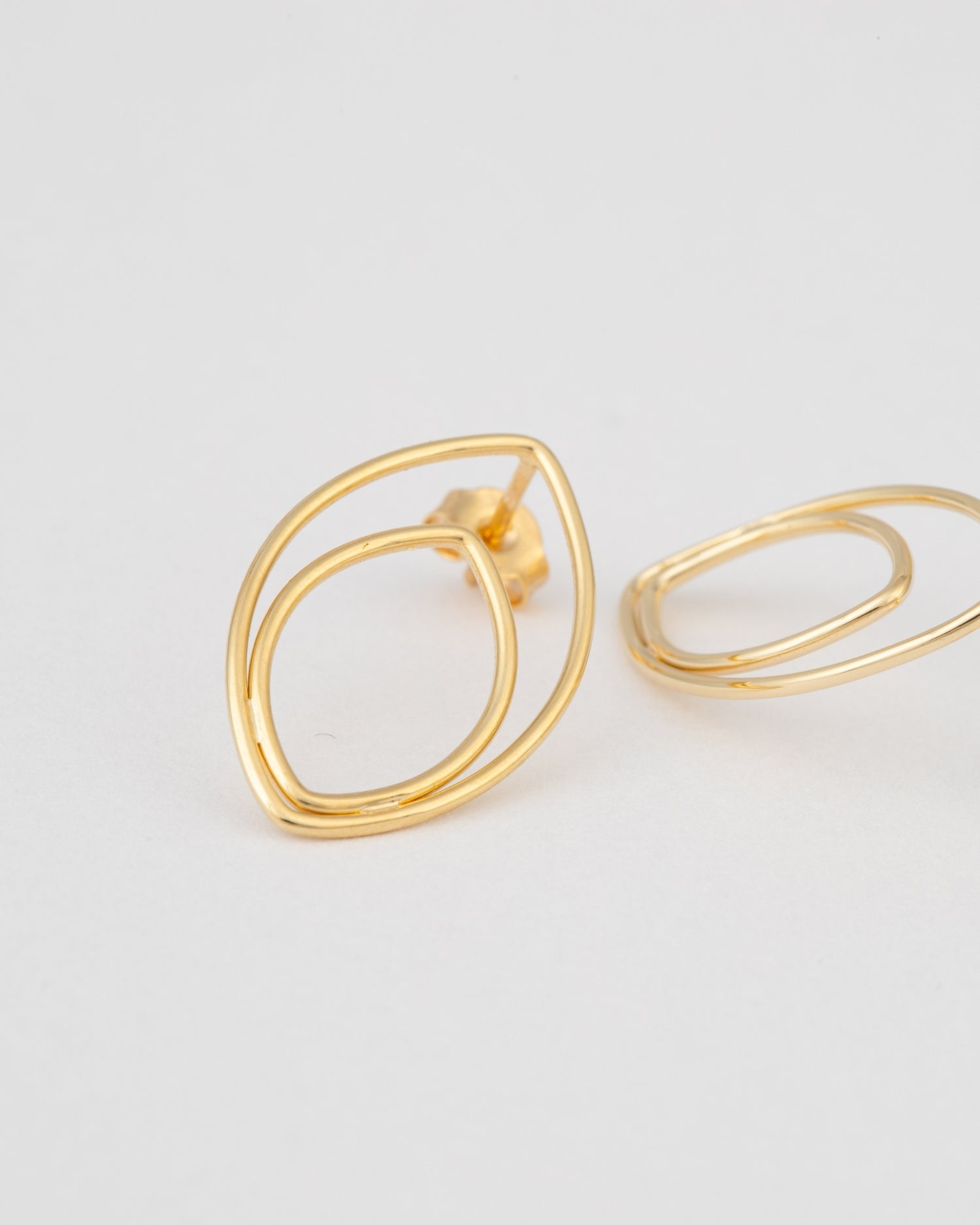 Cercei frunza din aur galben