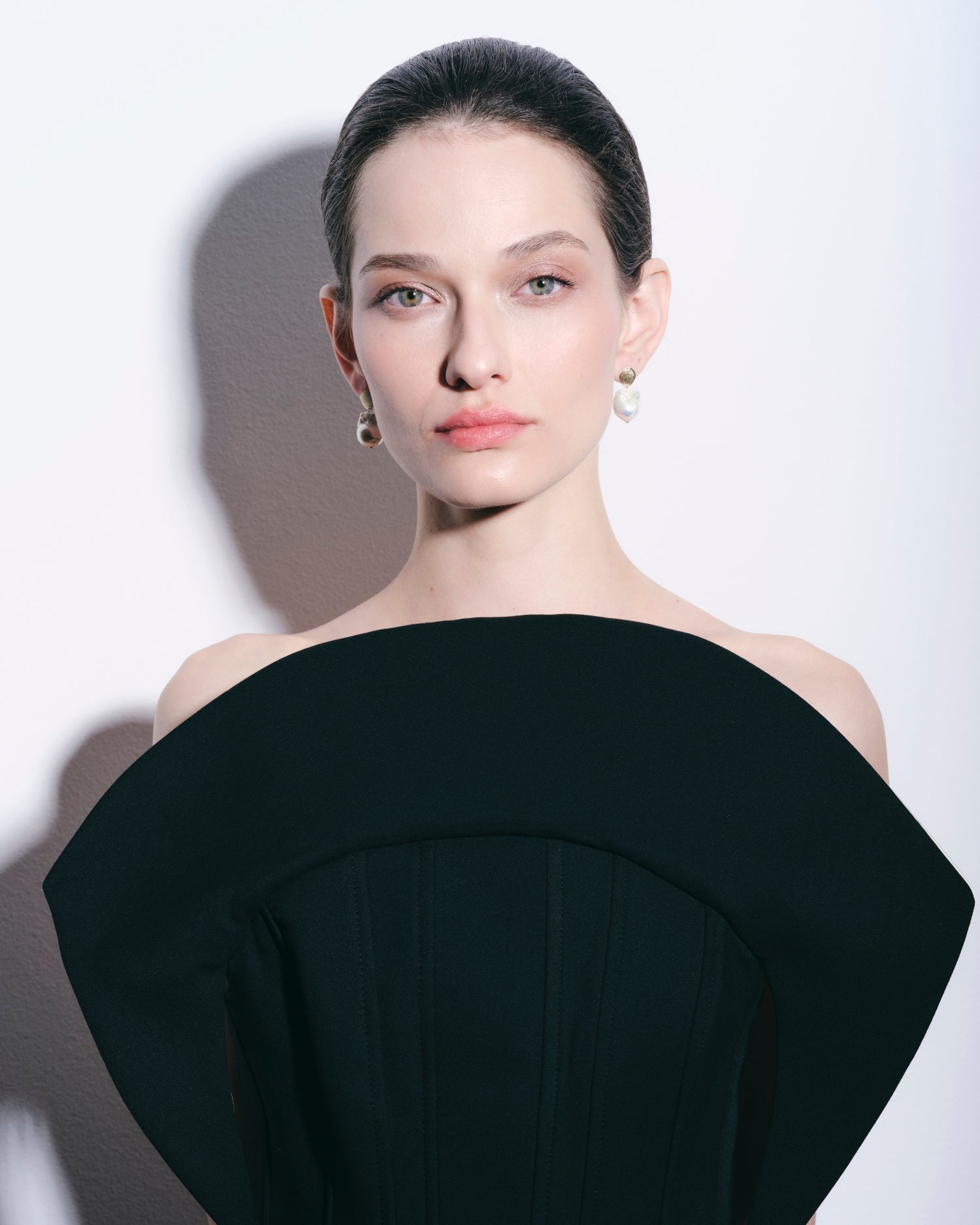 Cercei waterdrop din aur galben cu perlă barocă naturală