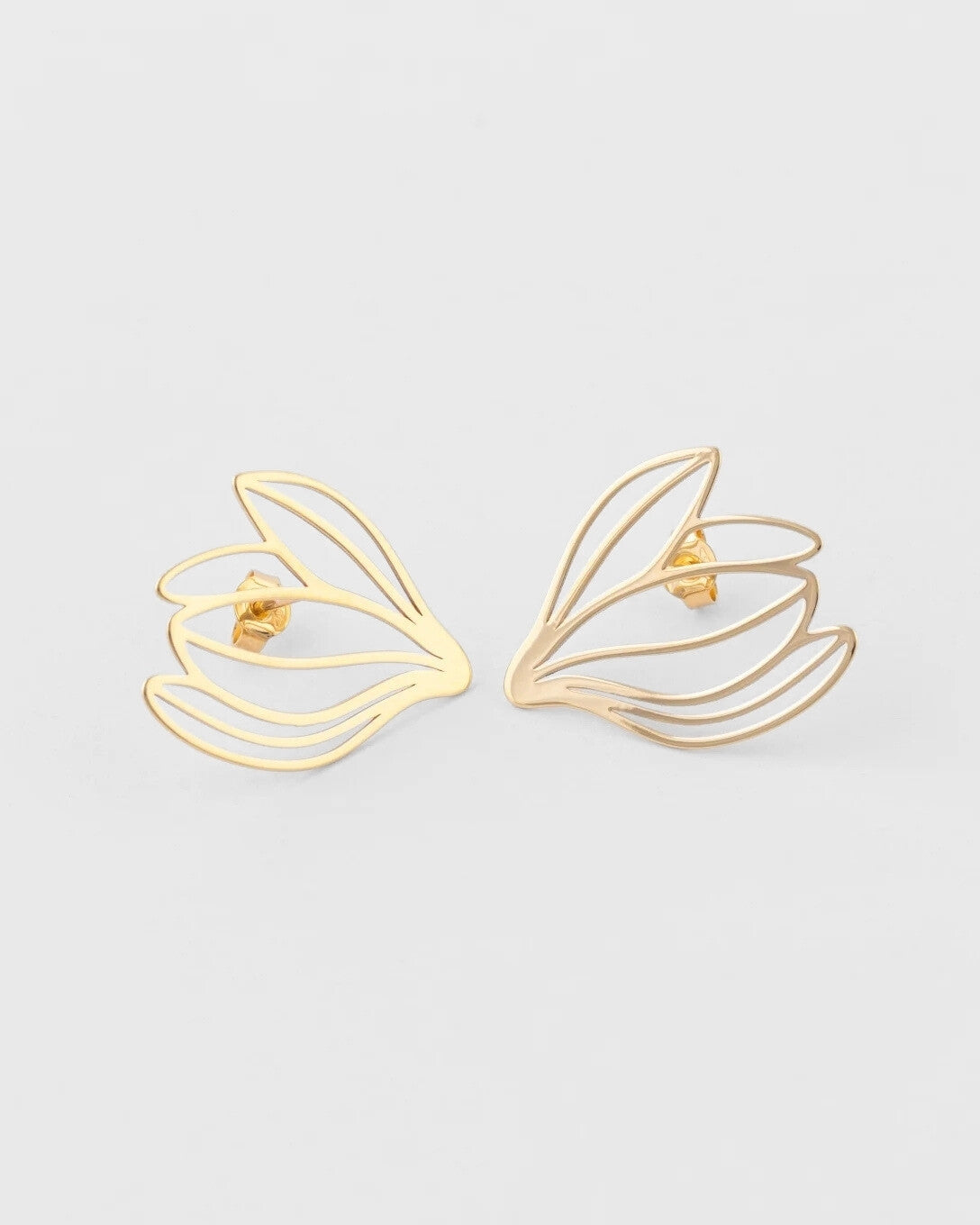 Cercei cu magnolie medii din aur galben