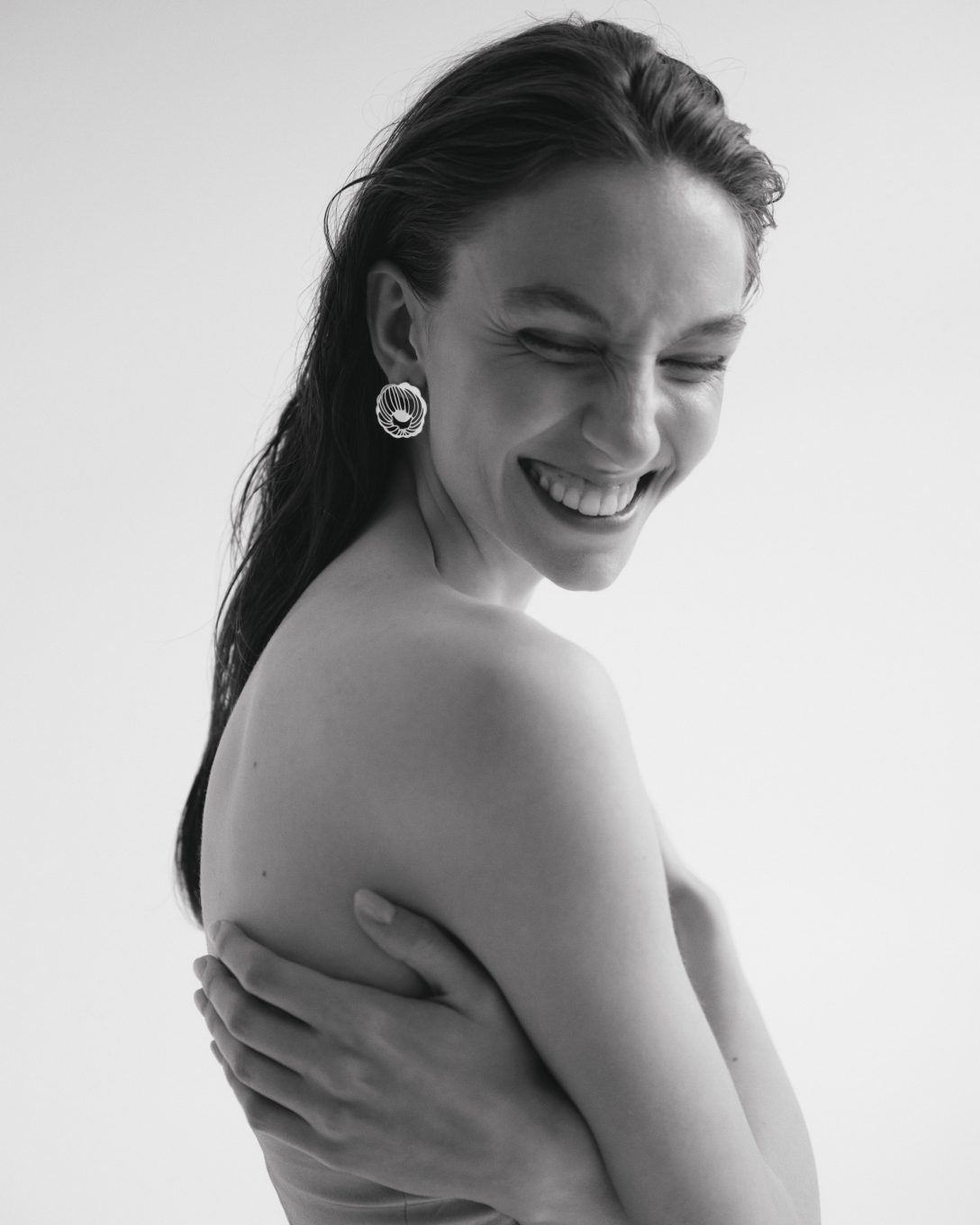 Cercei cu bujori din aur galben