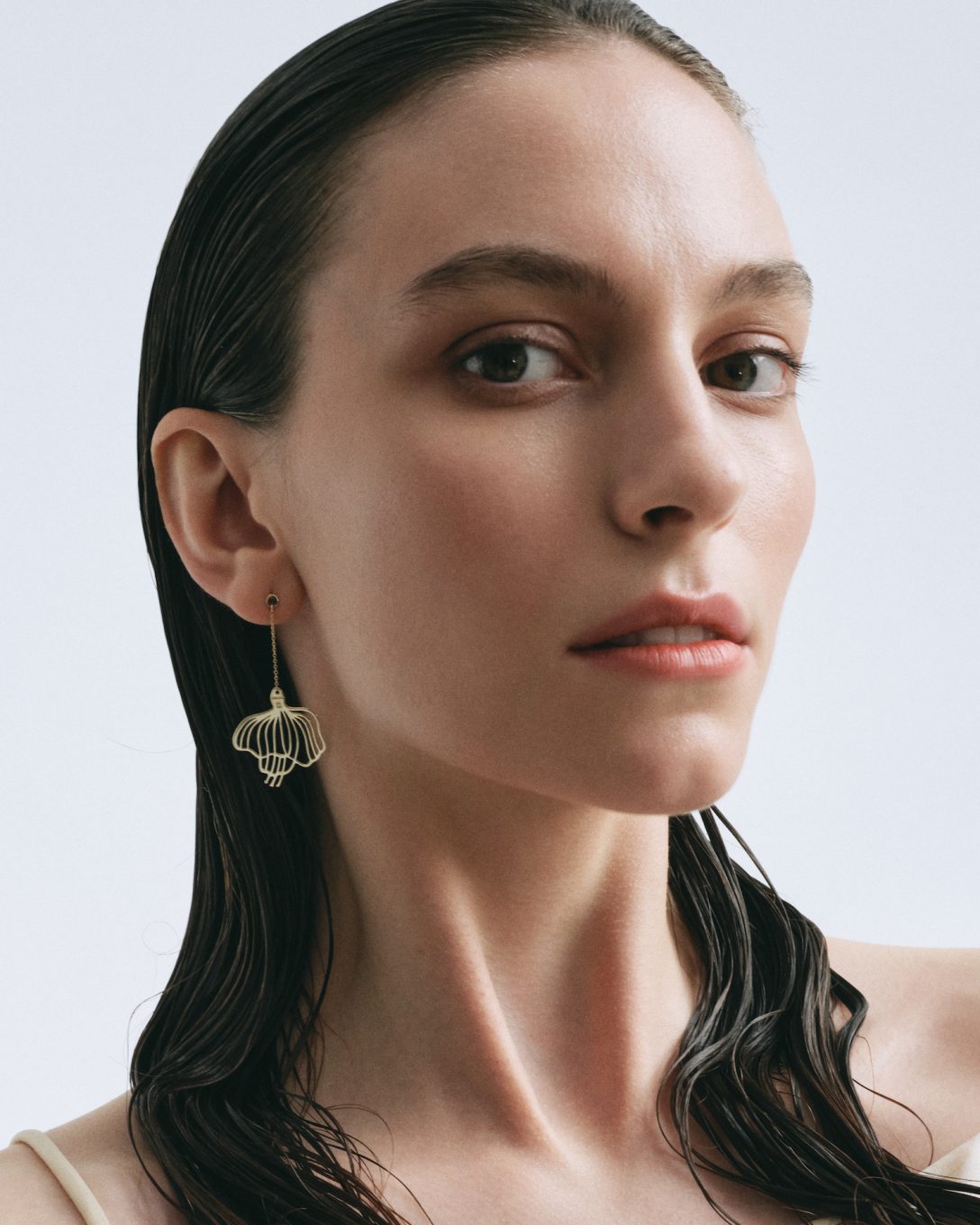 Cercei cu mac din aur galben