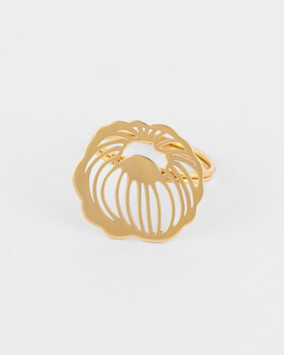 Inel cu bujor din aur galben