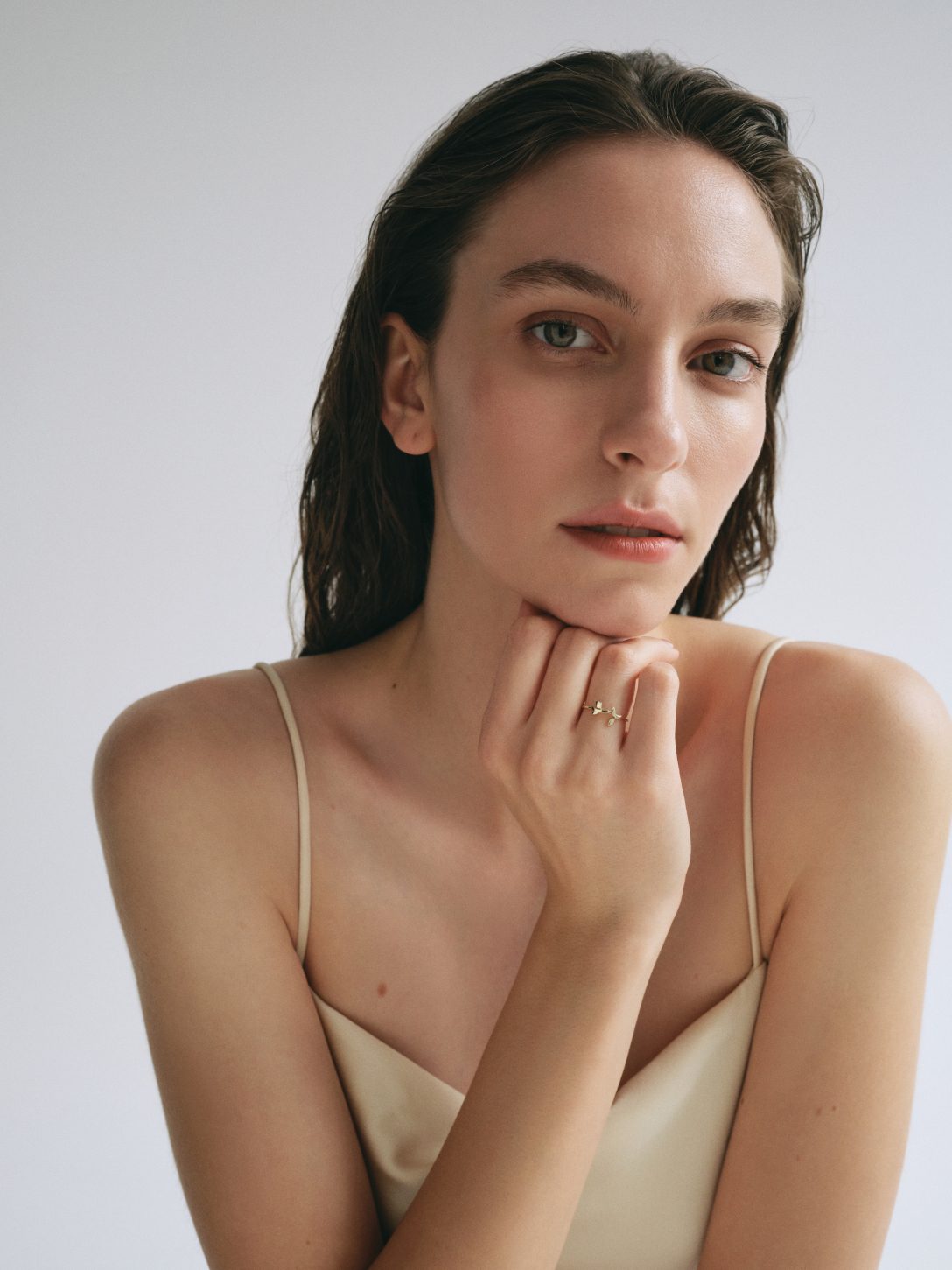 Inel boboc din aur galben