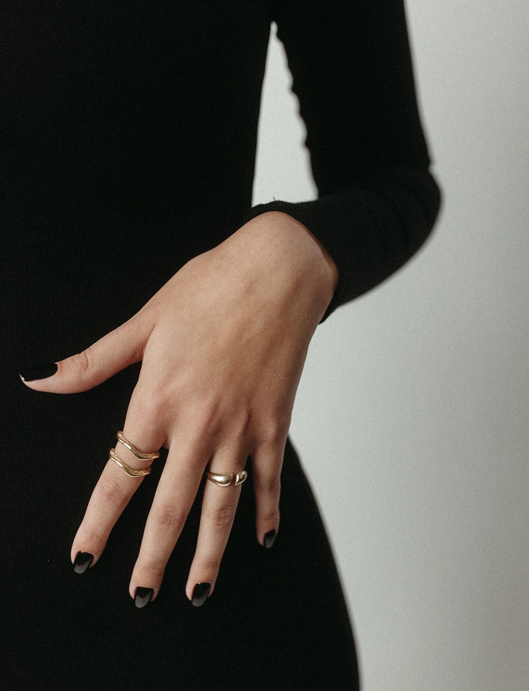 Yellow gold Melted structure ring