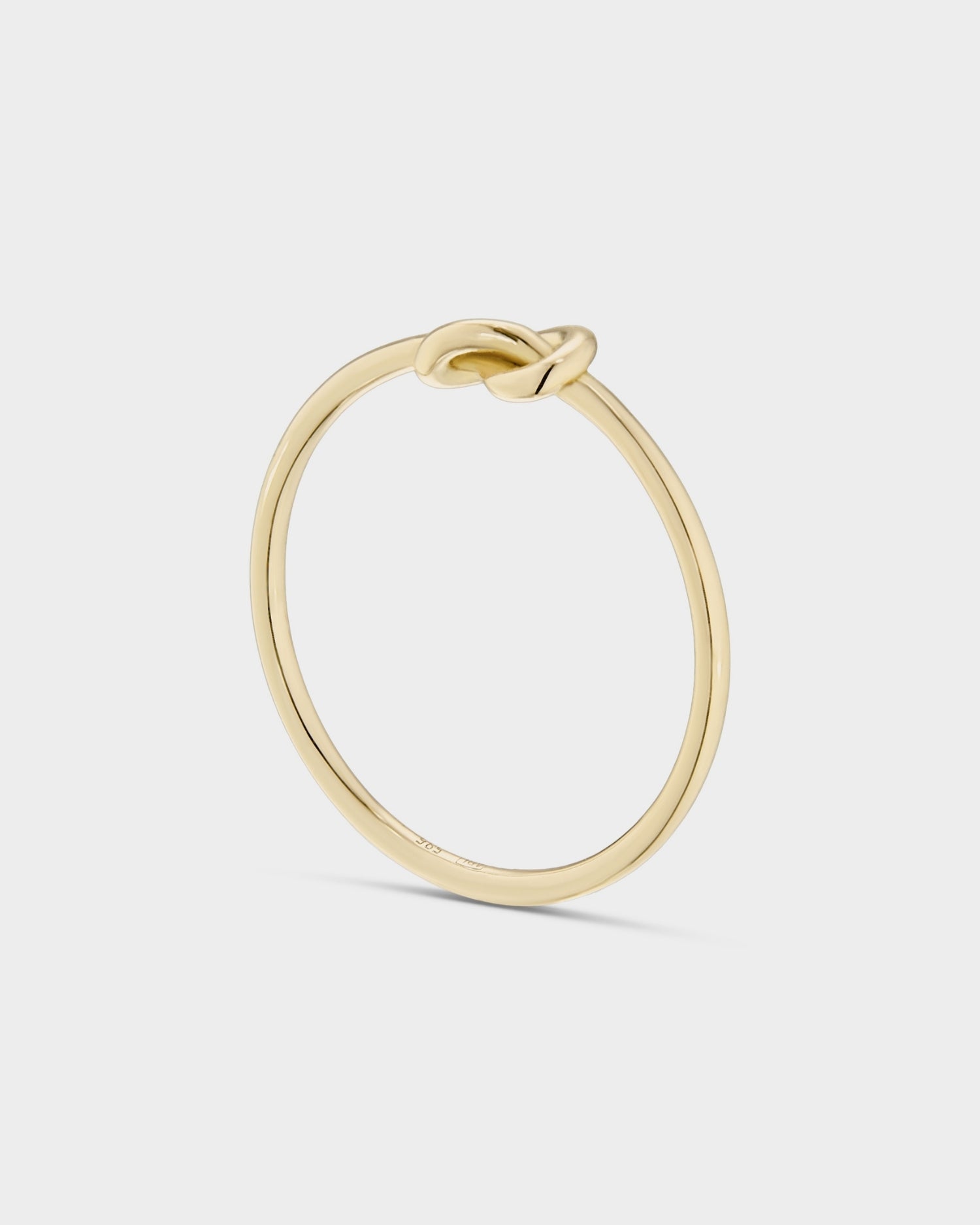 Yellow gold Knotted ring