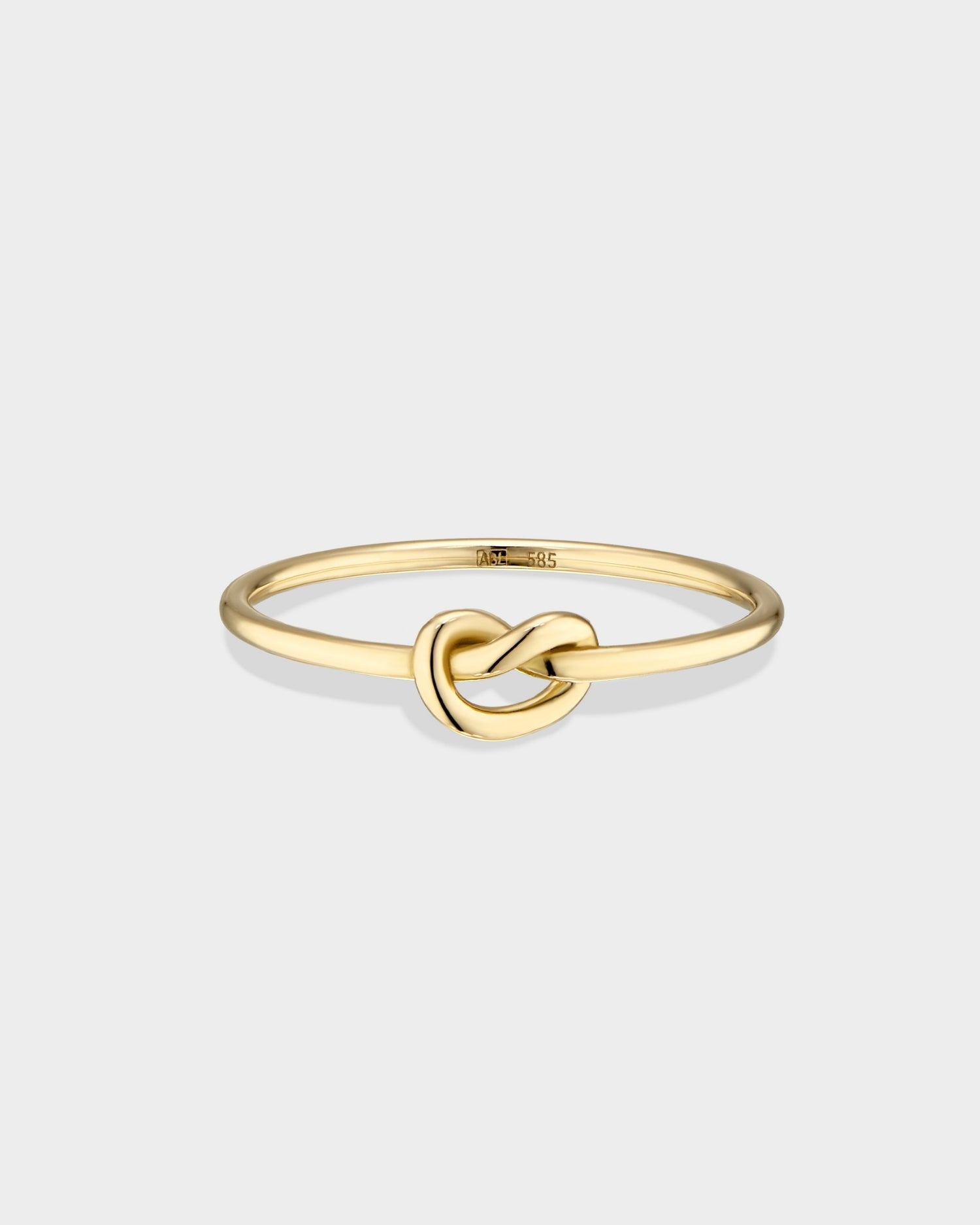 Yellow gold Knotted ring
