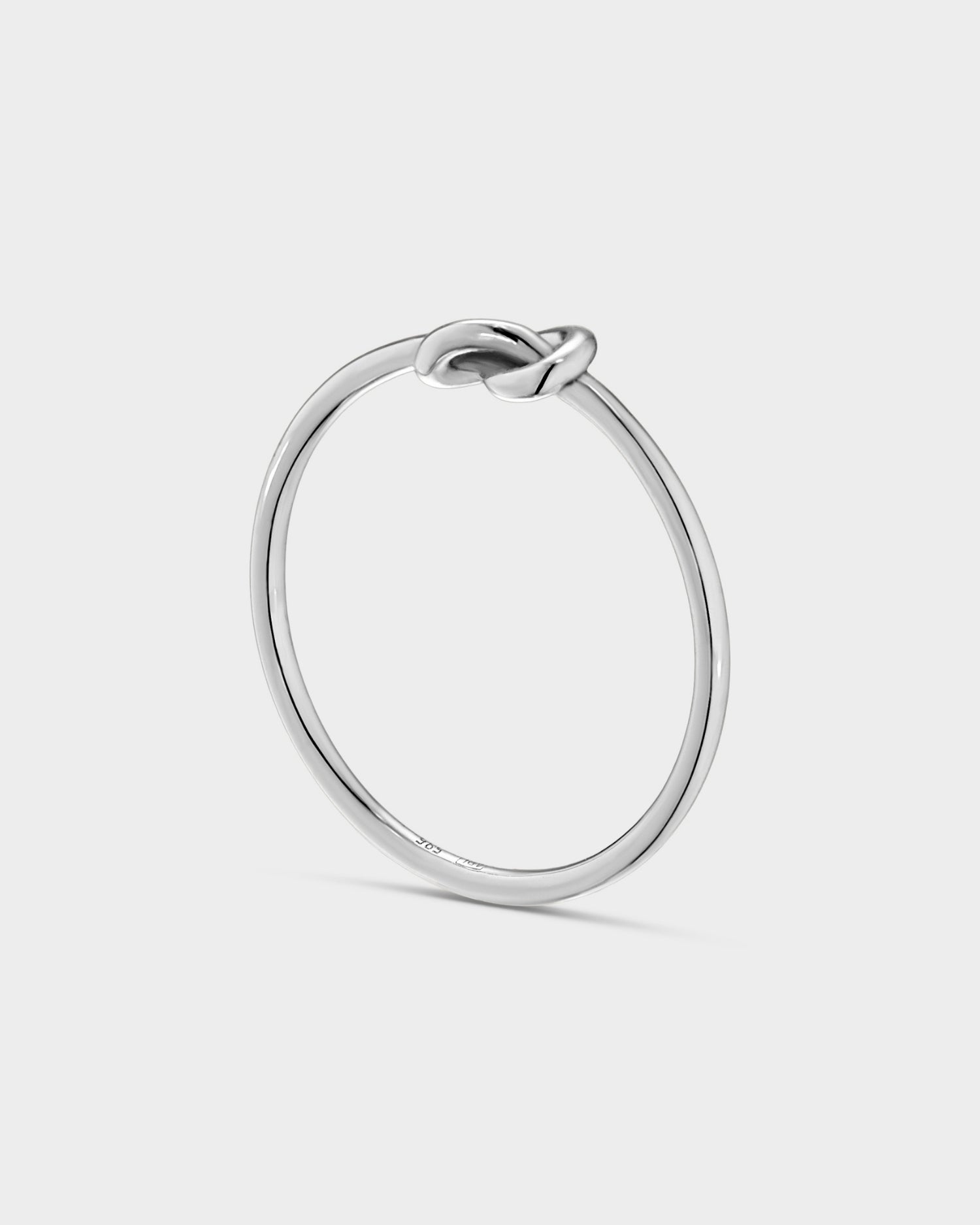 White gold Knotted ring
