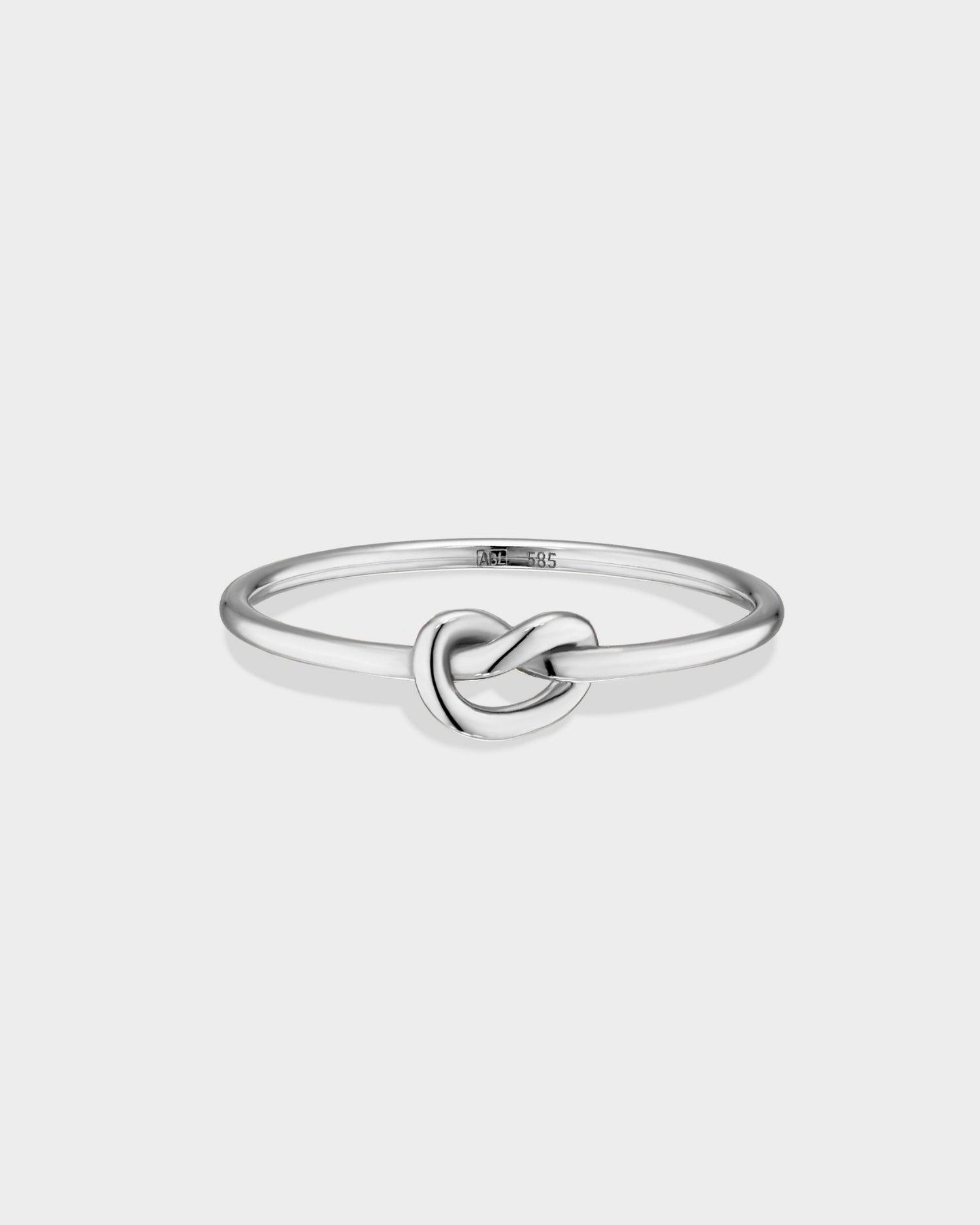 White gold Knotted ring