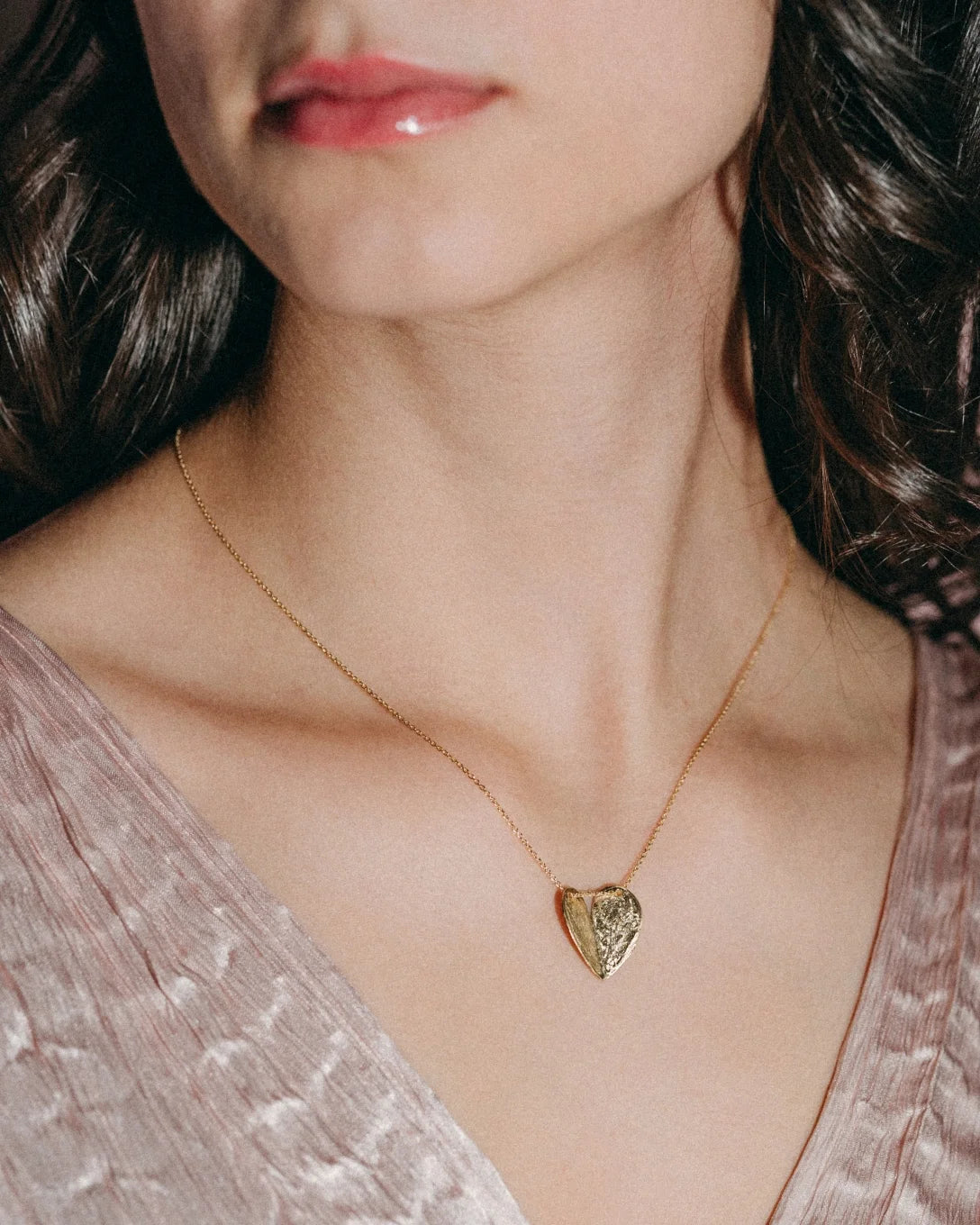 Lanț inimă plină din aur galben