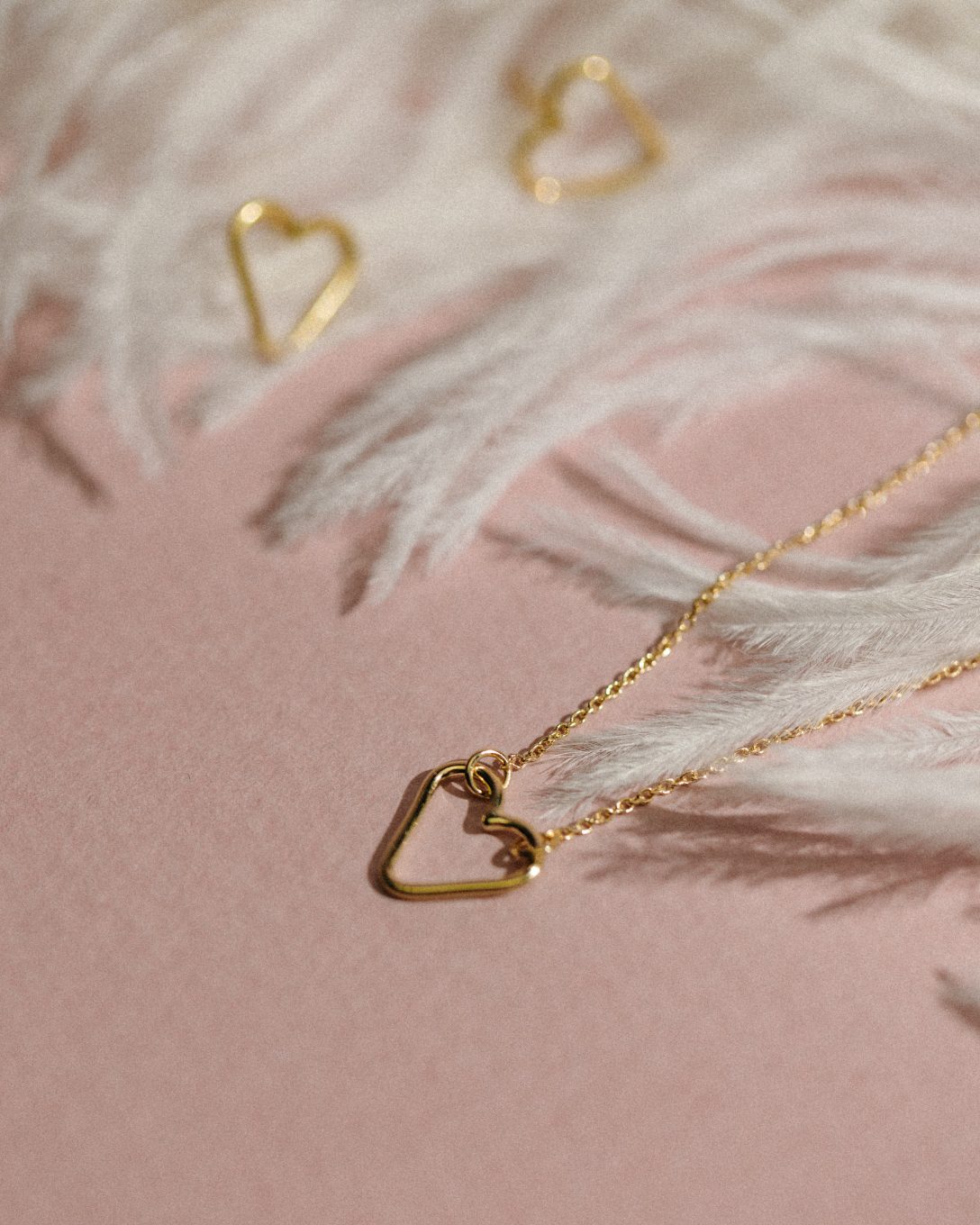 Lanț inimioară din aur galben