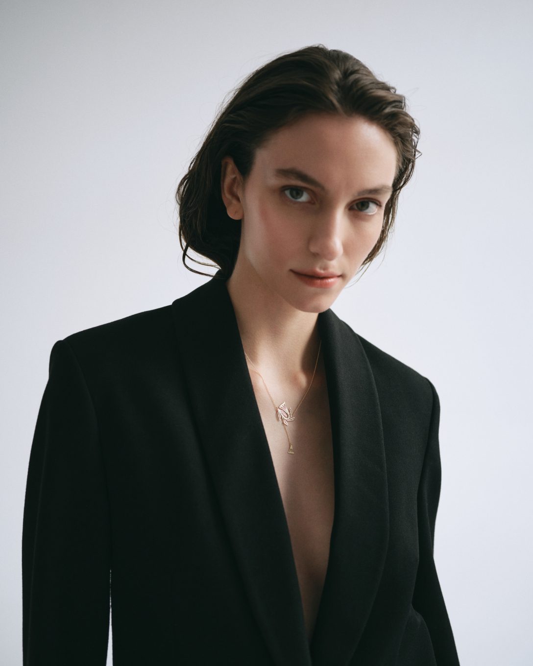 Lanț cu flori de clopoțel din aur galben