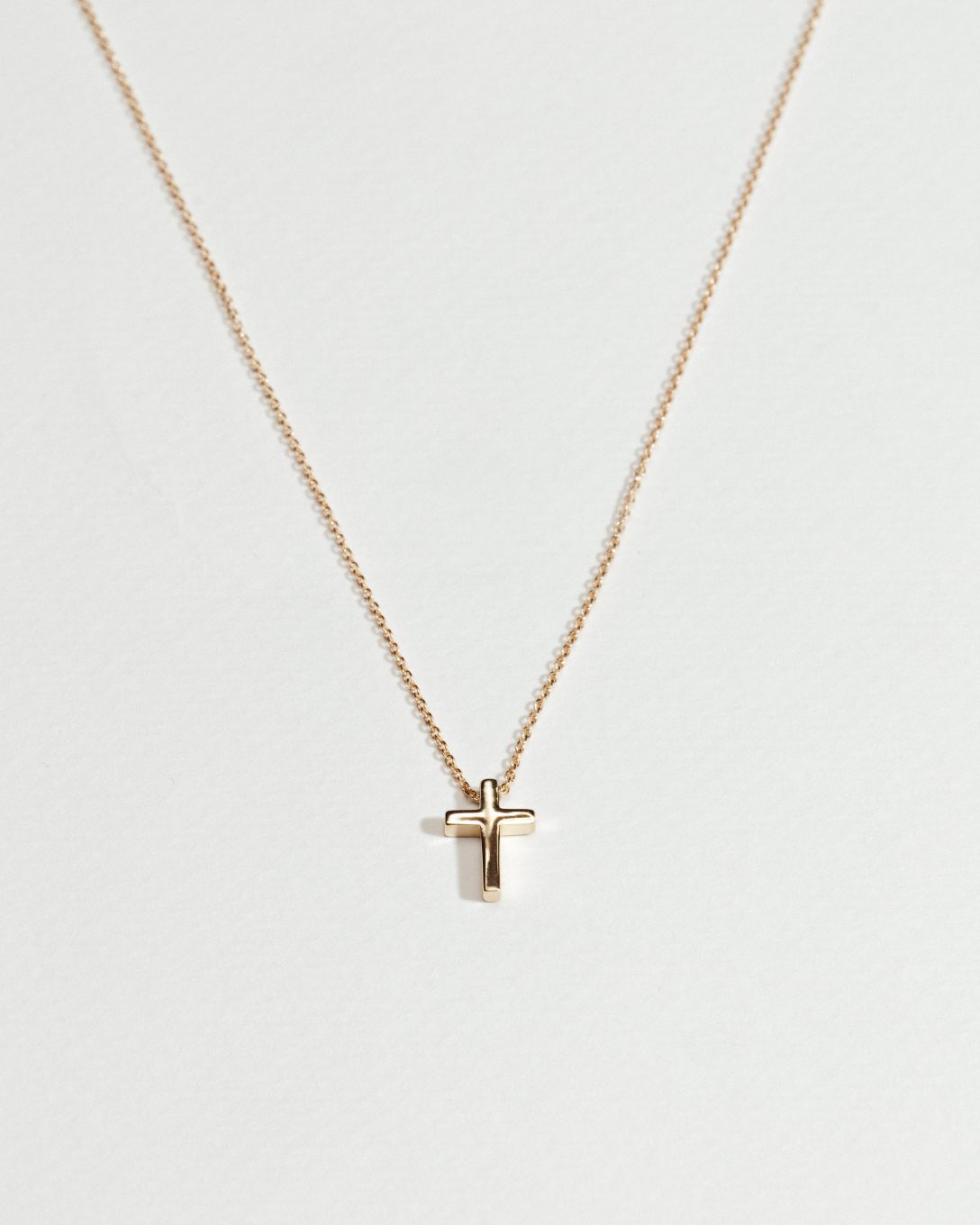 Lanț cu cruce din aur galben