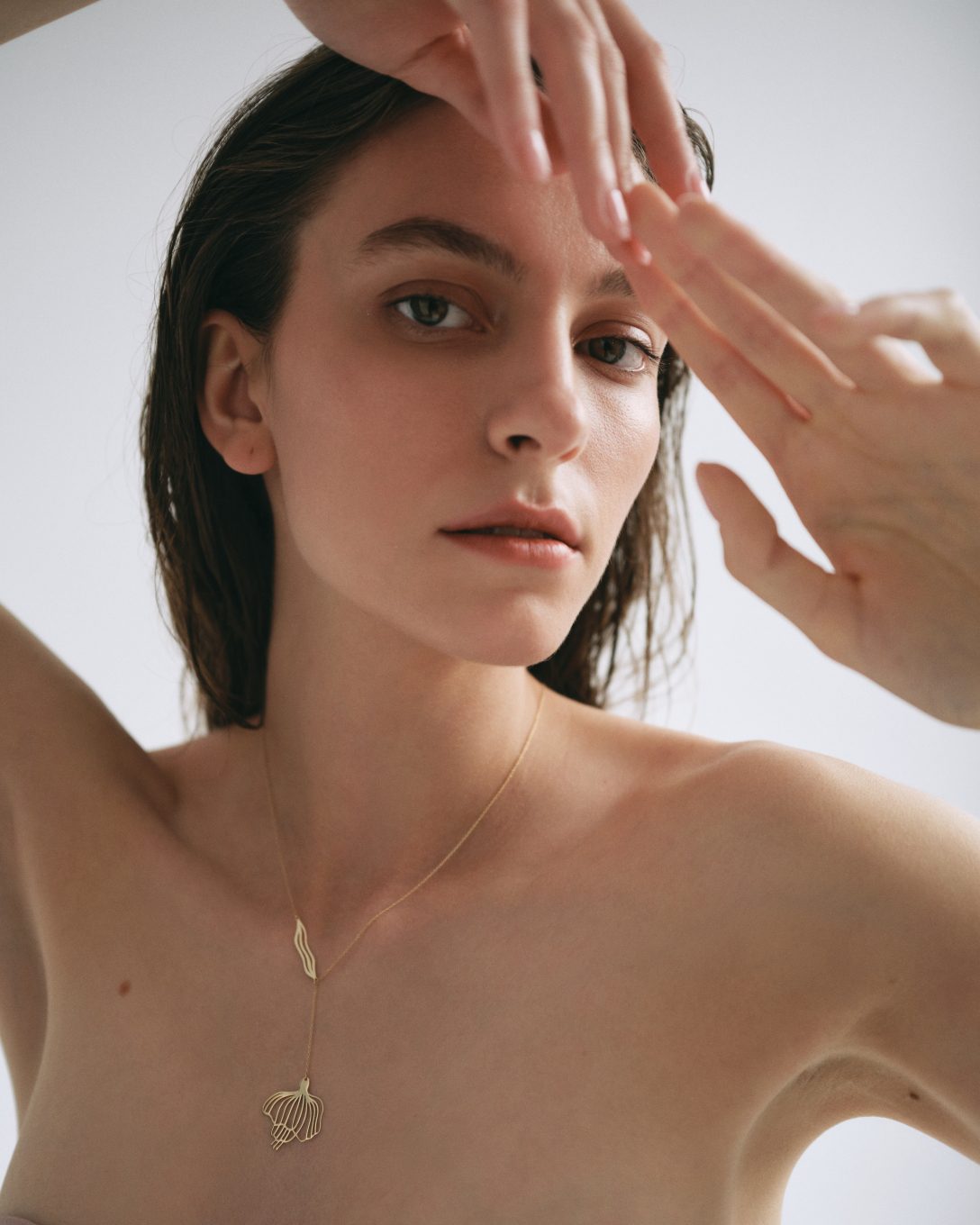 Lanț cu mac din aur galben