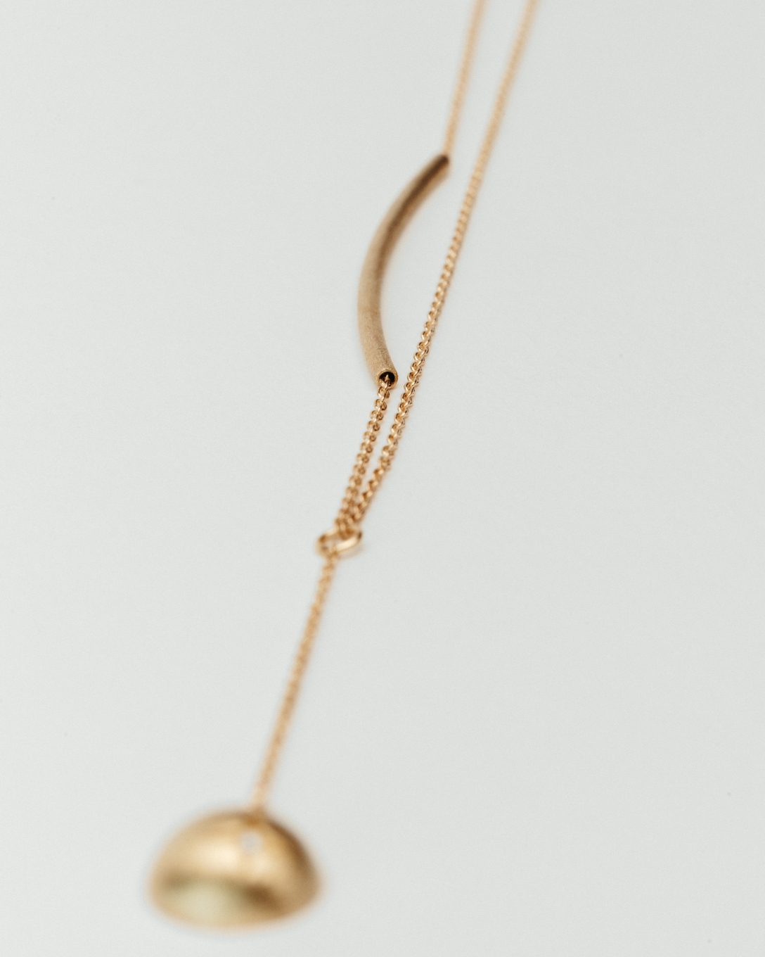 Lanț globe lung din aur galben cu diamant natural