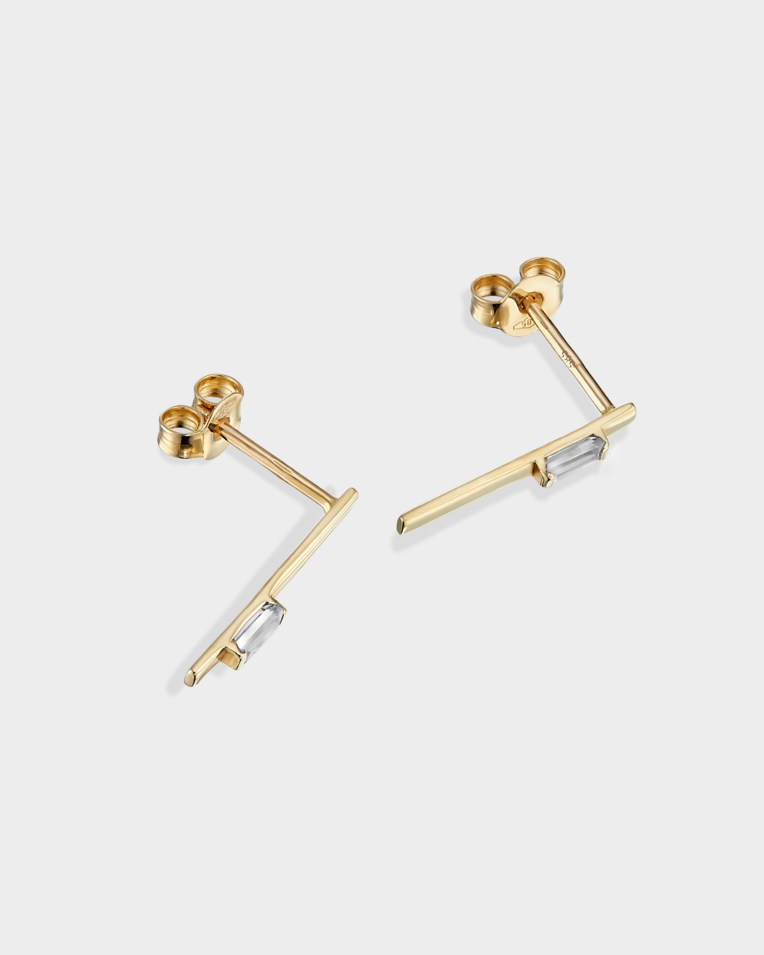 Cercei Baguette linear din aur galben cu diamante naturale